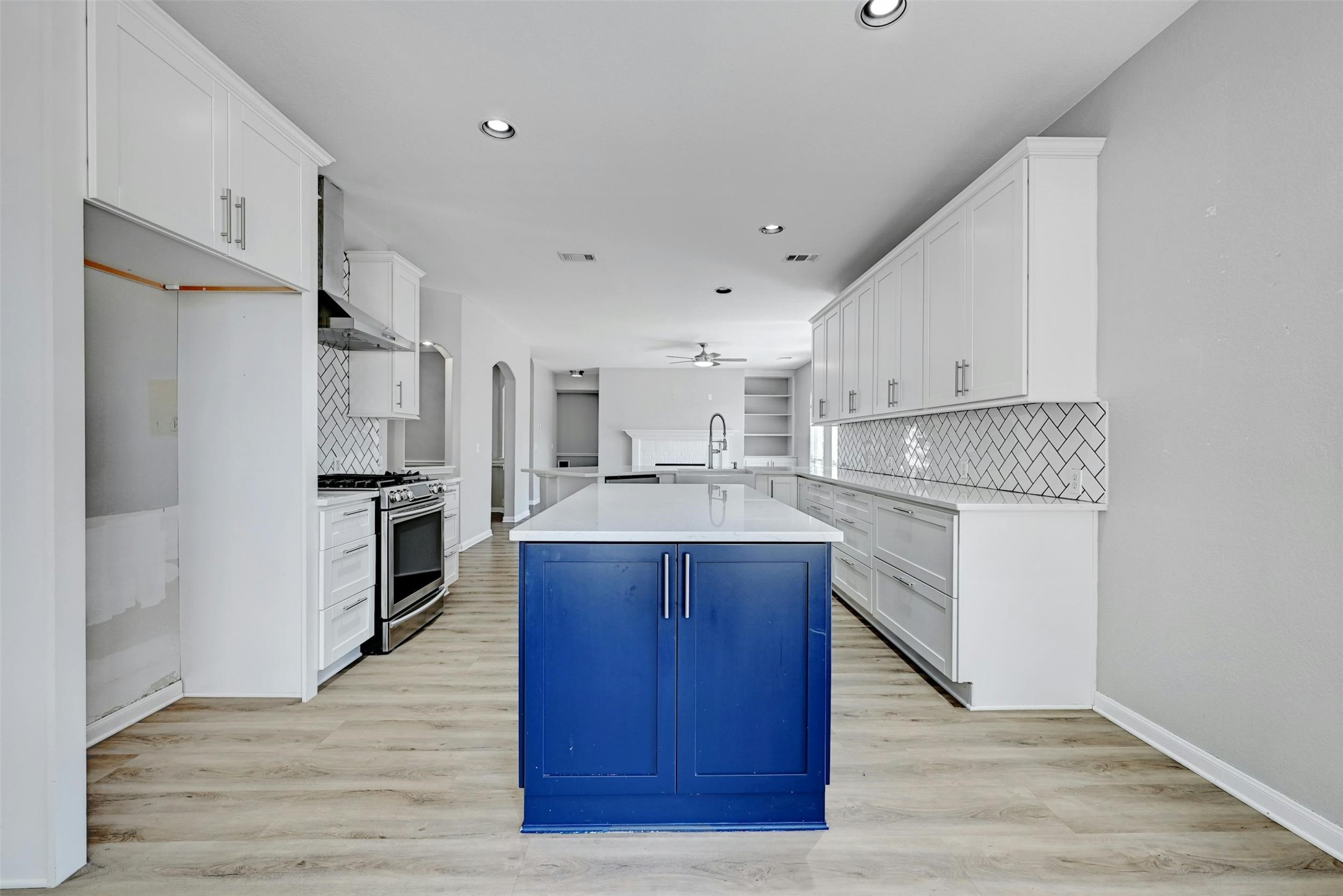 10201 MALVINAS Cove , Austin, TX, 78739 | 5924307 | Realty Texas LLC