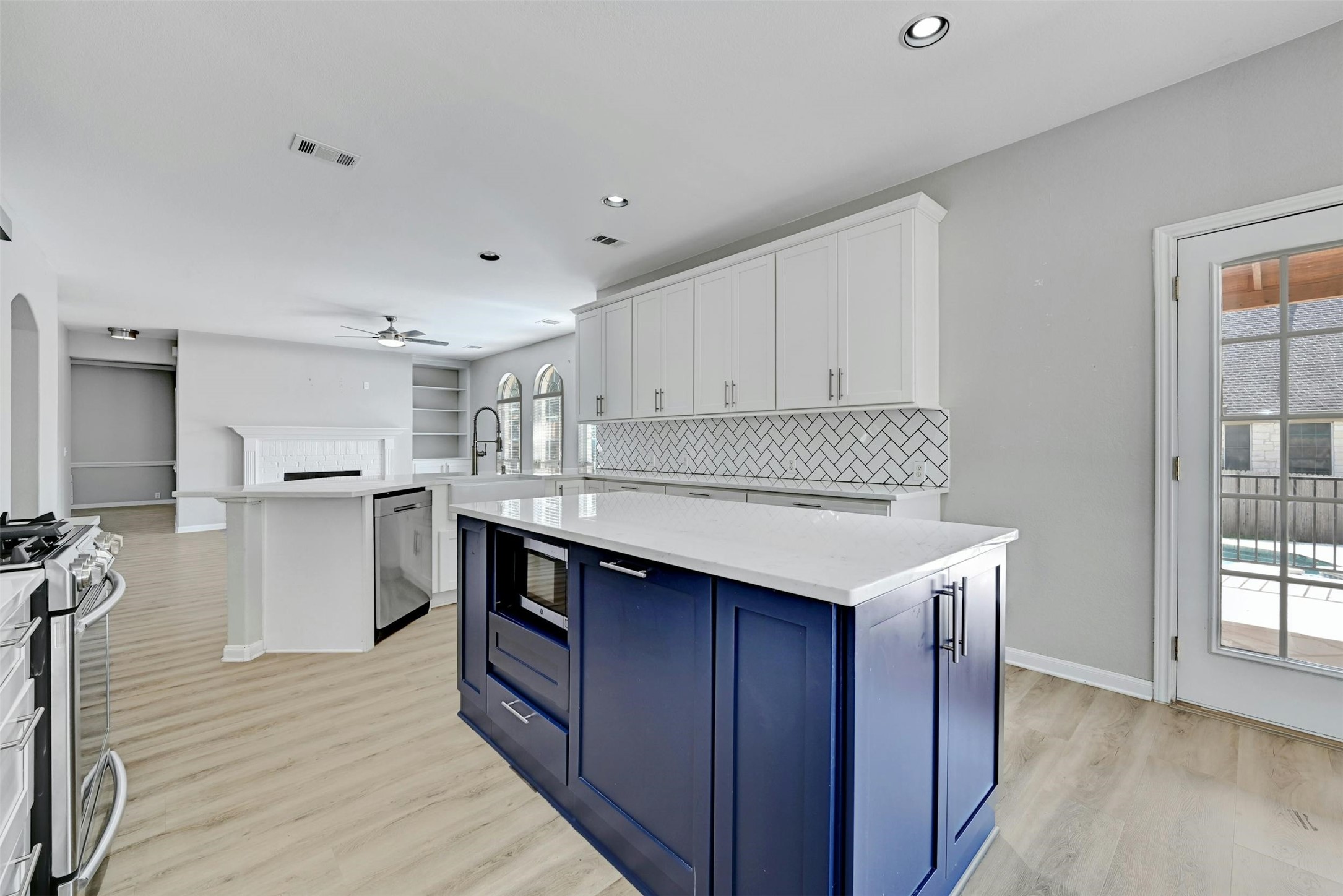 10201 MALVINAS Cove , Austin, TX, 78739 | 5924307 | Realty Texas LLC