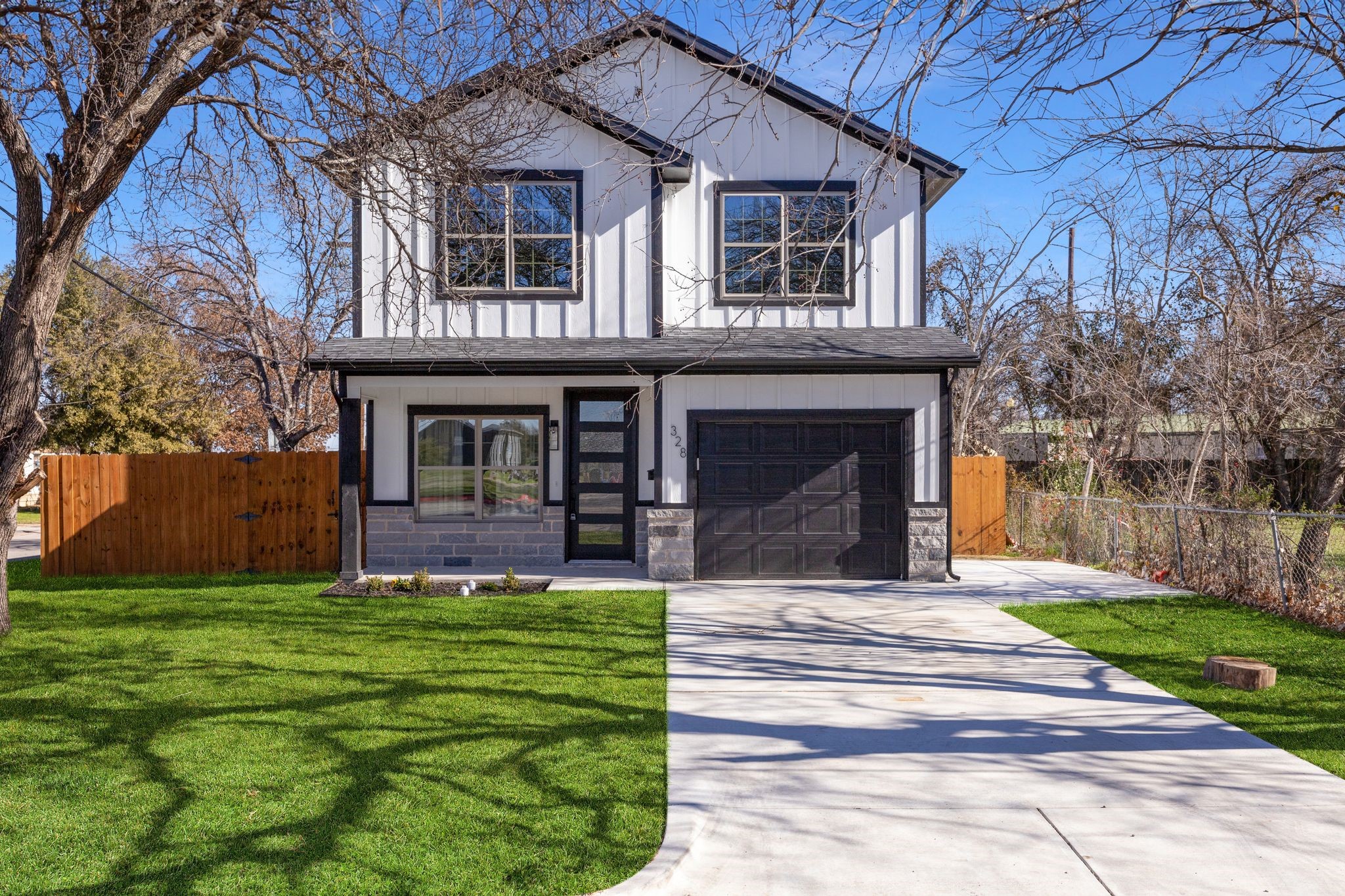 328 N Roe Street , White Settlement, TX, 76108 | 20669769 | Realty Texas LLC