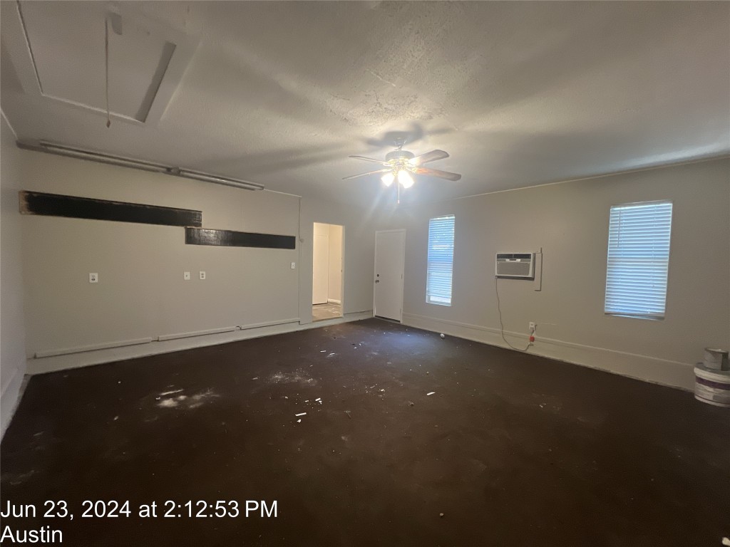 3302 Laguna Drive