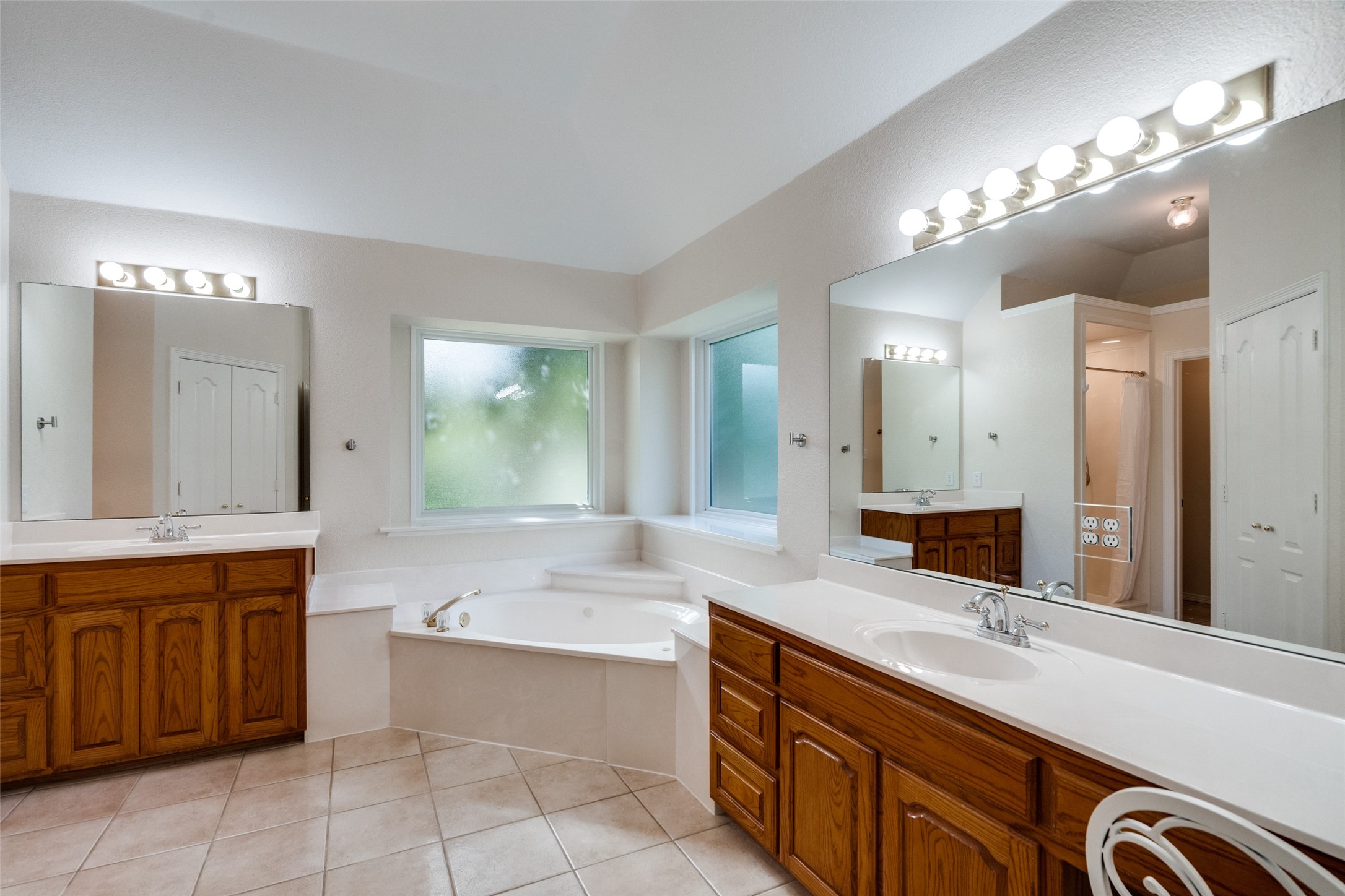 6302 Hidden Springs Lane , Garland, TX, 75044 | 20667508 | Realty Texas LLC