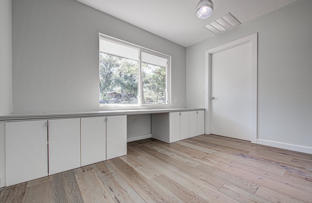 6106 Shoal Creek Boulevard , Austin, TX, 78757 | 6809055 | Realty Texas LLC