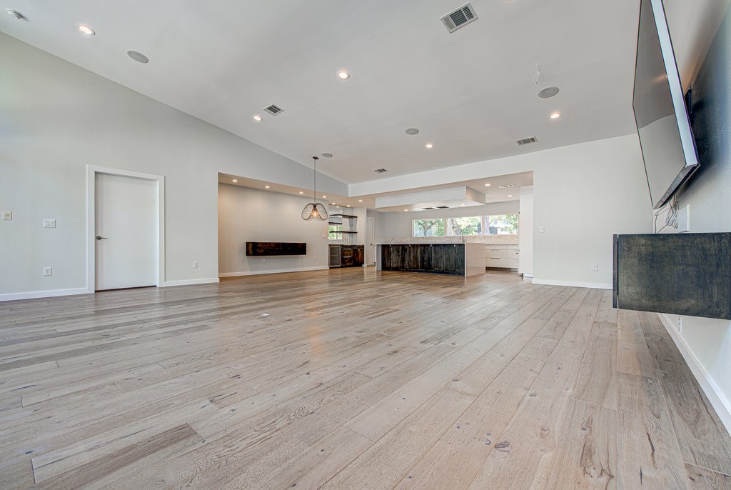 6106 Shoal Creek Boulevard , Austin, TX, 78757 | 6809055 | Realty Texas LLC
