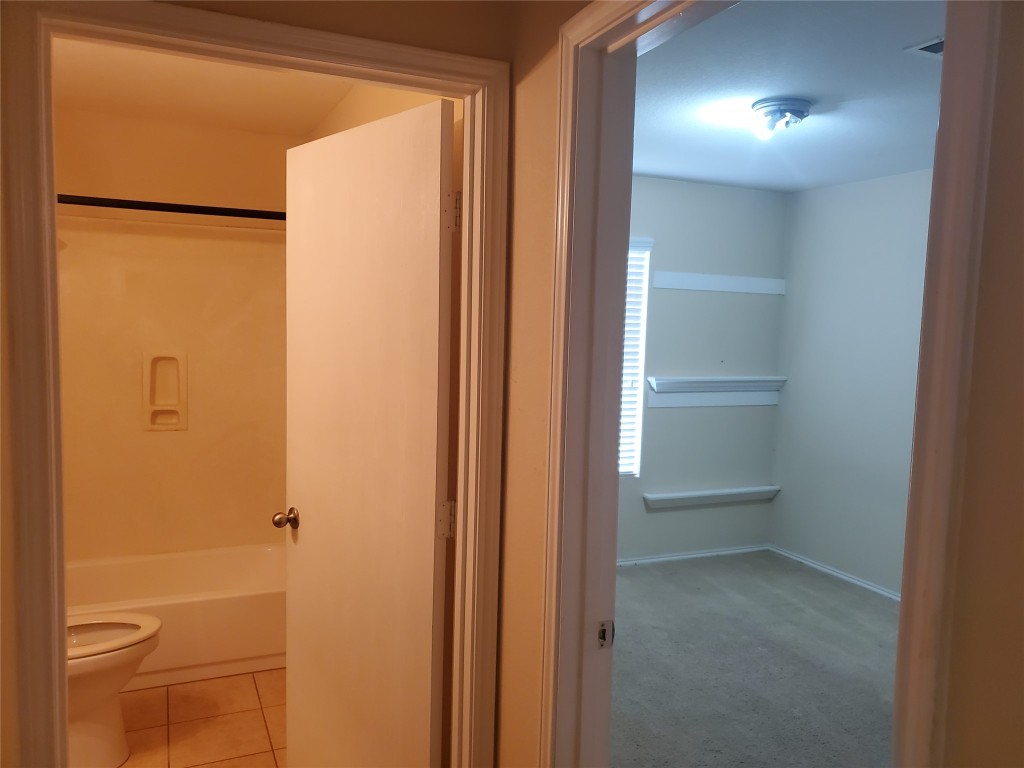 109 S Creek Bend Drive , Hutto, TX, 78634 | 5434949 | Realty Texas LLC