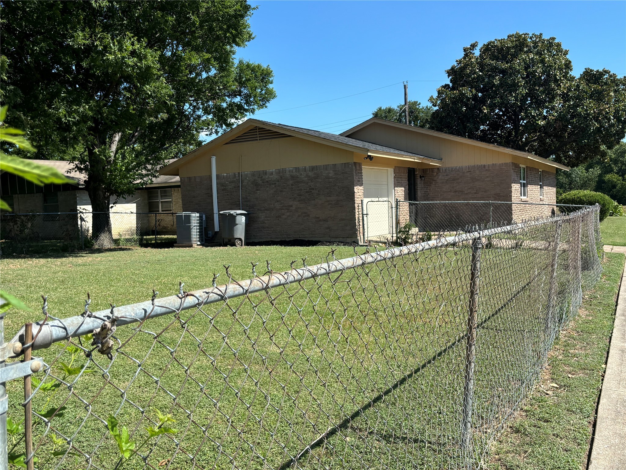 3923 Bernal Drive , Dallas, TX, 75212 | 20672410 | Realty Texas LLC