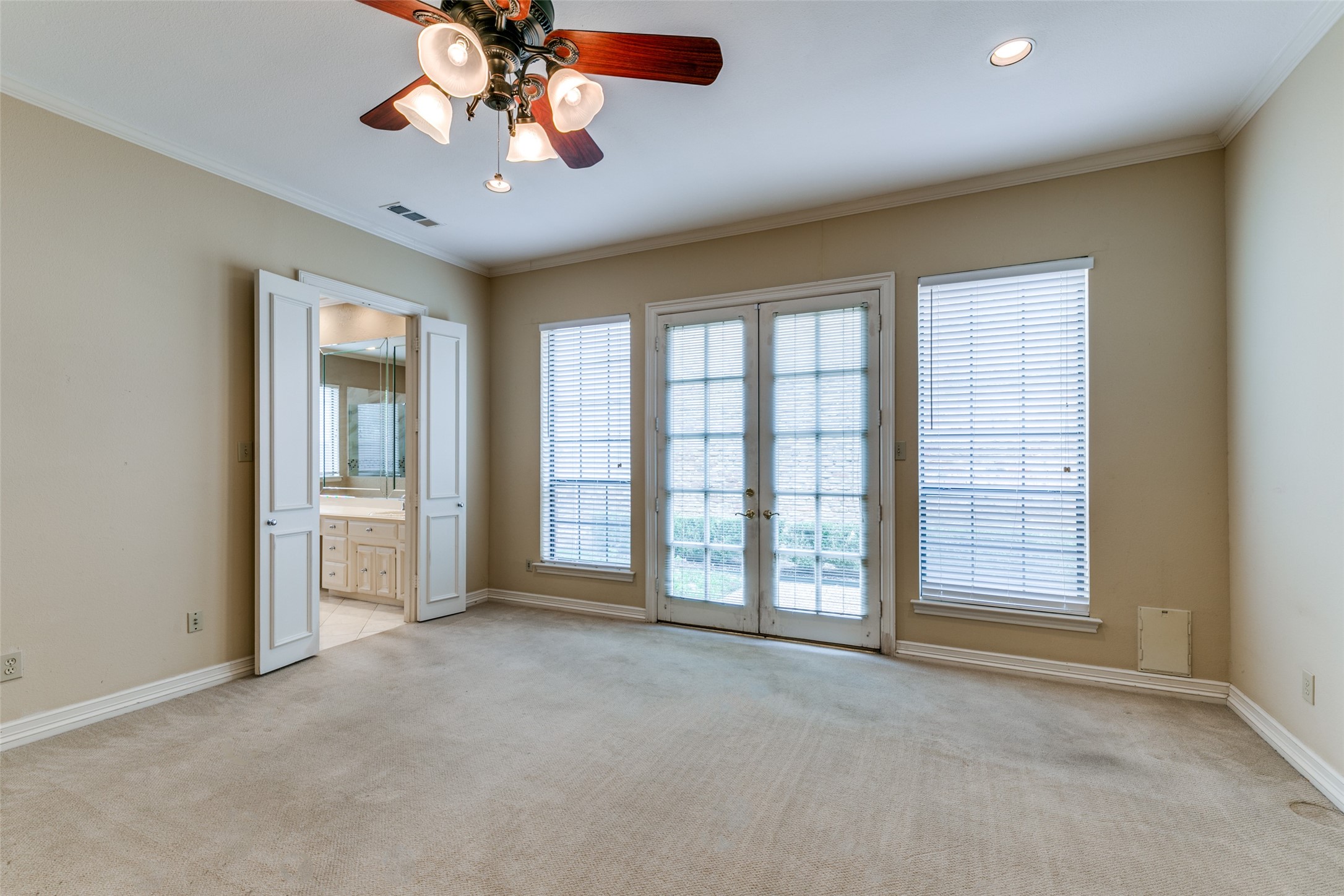 4 Cavendish Court , Dallas, TX, 75225 | 20672017 | Realty Texas LLC
