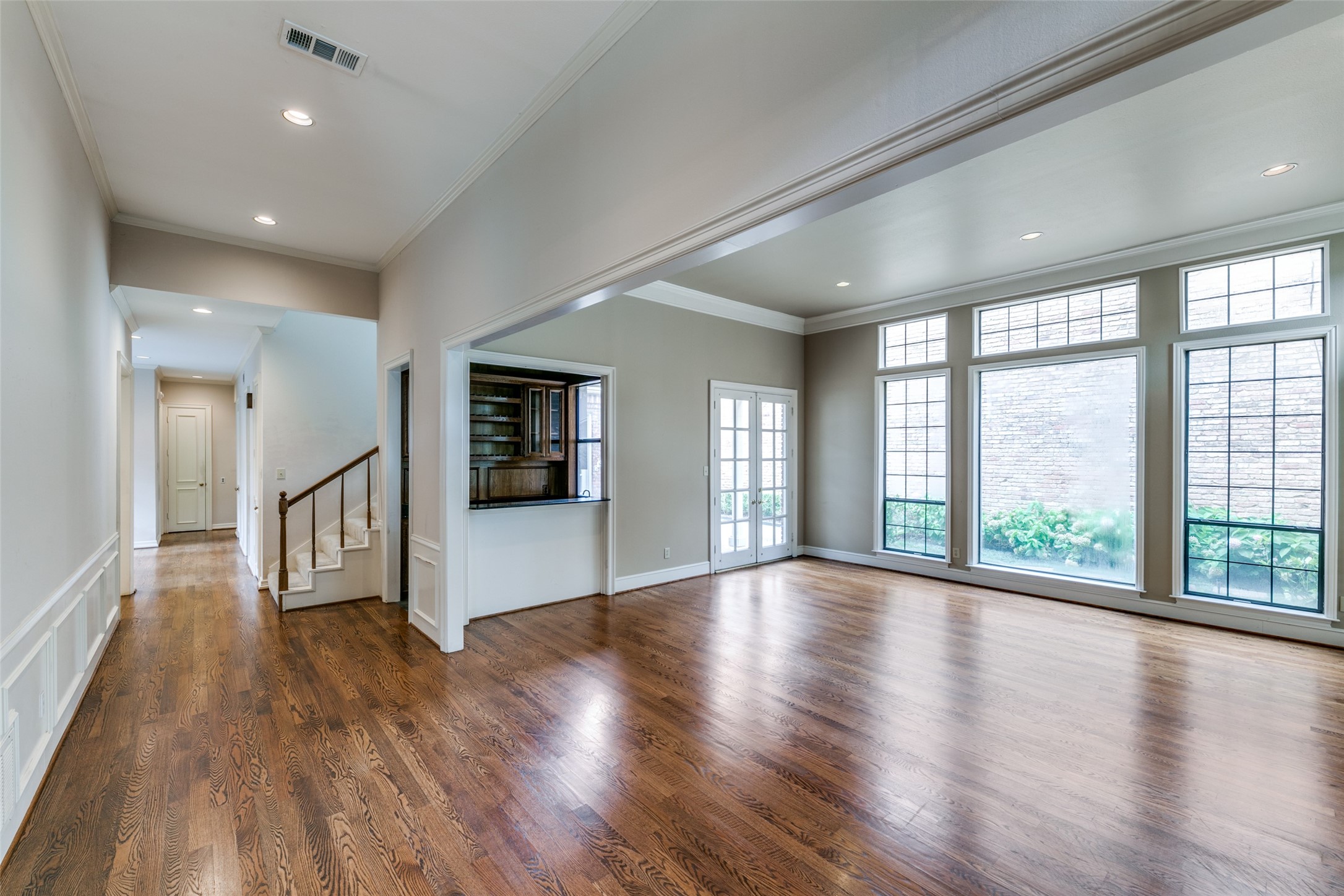 4 Cavendish Court , Dallas, TX, 75225 | 20672017 | Realty Texas LLC