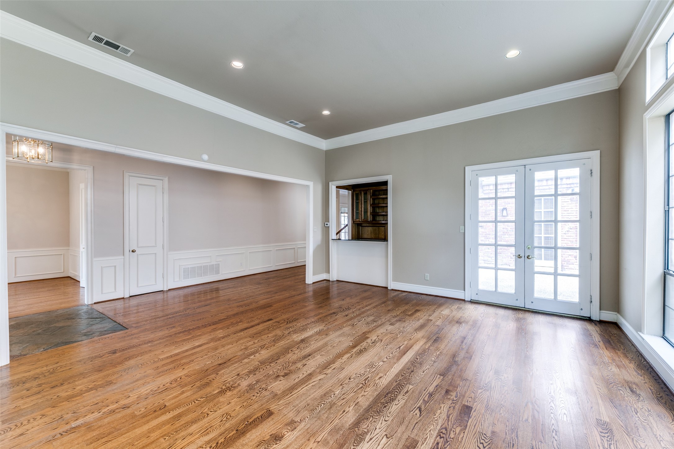 4 Cavendish Court , Dallas, TX, 75225 | 20672017 | Realty Texas LLC