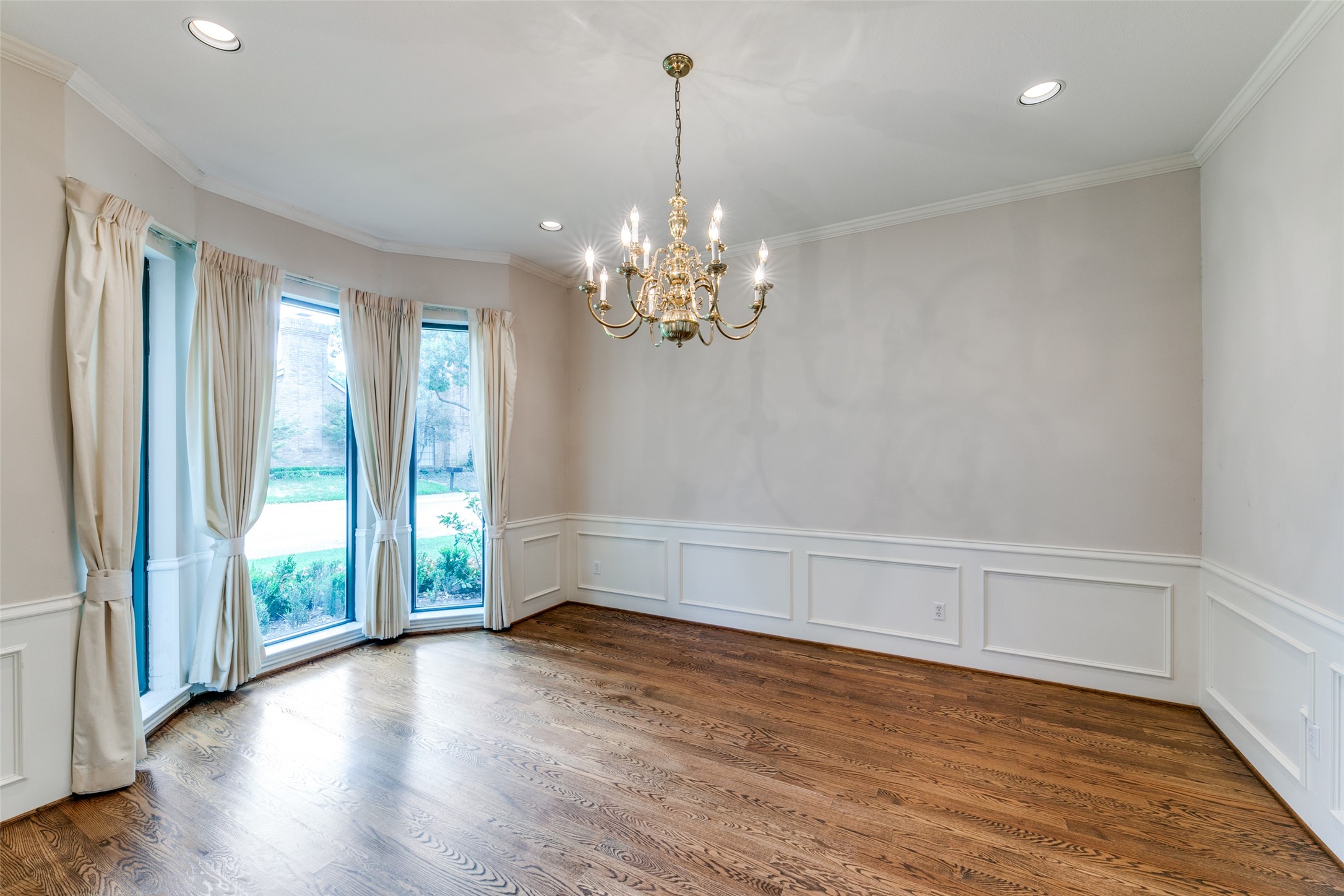 4 Cavendish Court , Dallas, TX, 75225 | 20672017 | Realty Texas LLC