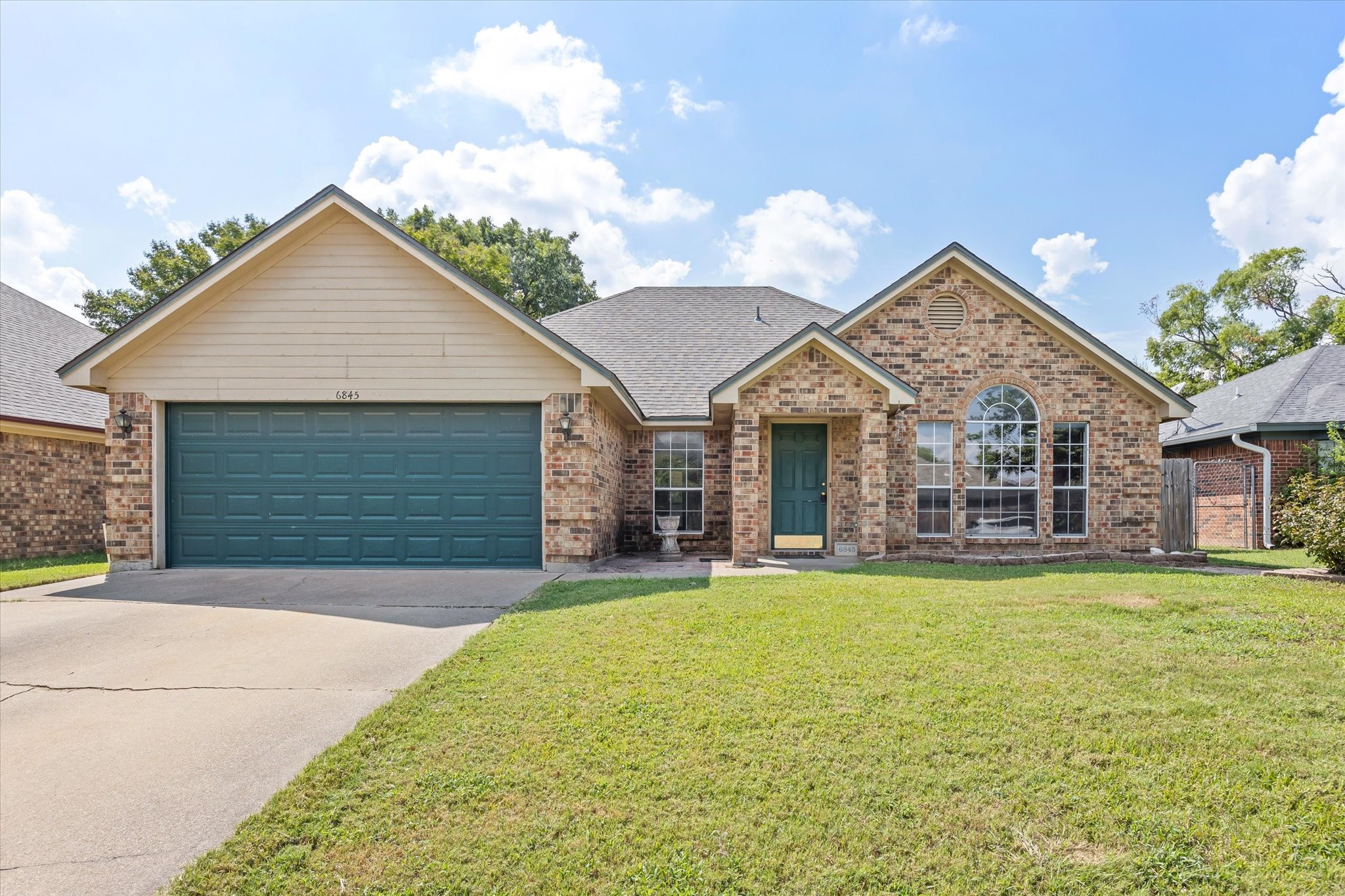 6845 Hadley Drive , North Richland Hills, TX, 76182 | 20673509 | Realty Texas LLC