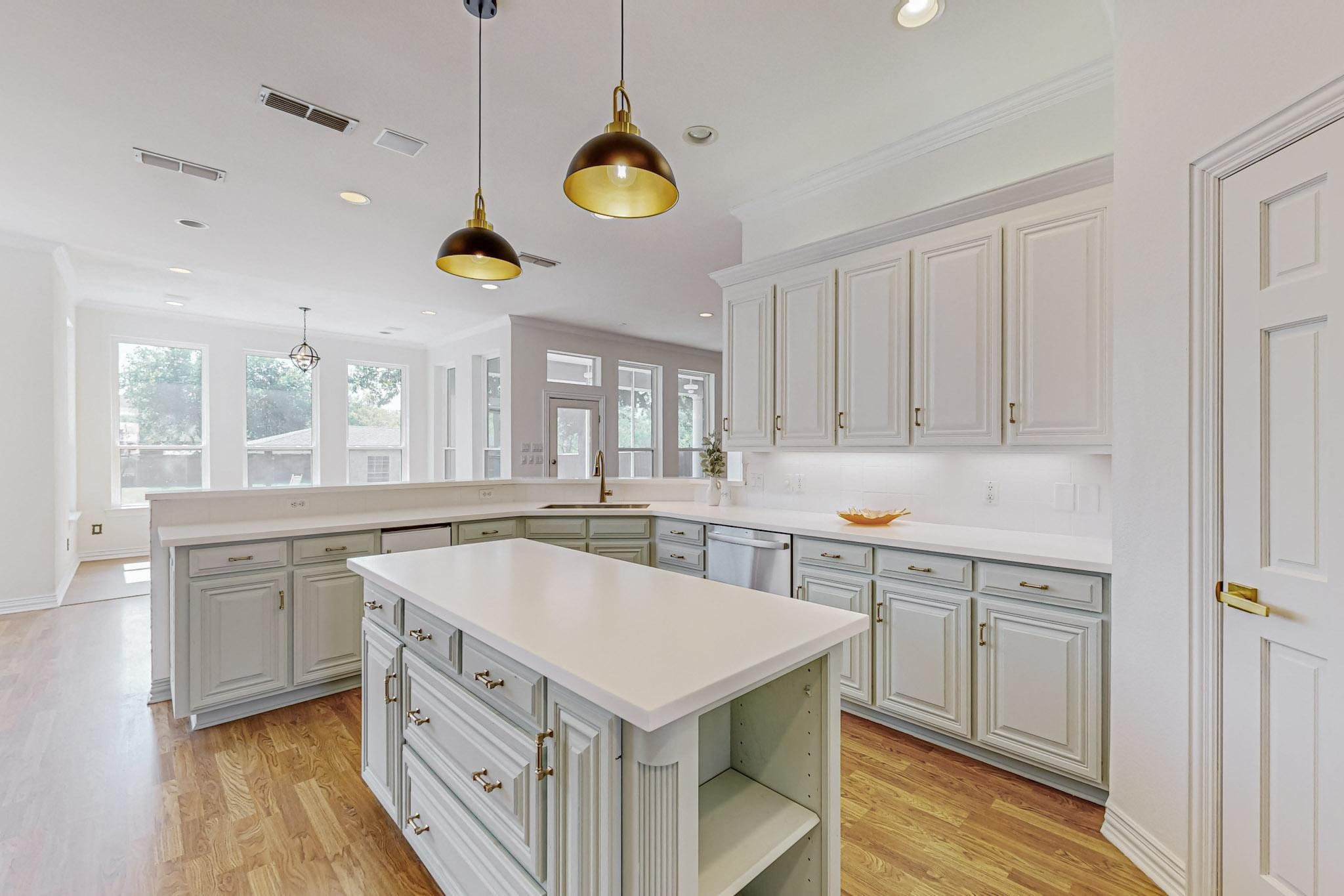 9207 E Par View Circle , Grand Prairie, TX, 75104 | 20672598 | Realty Texas LLC