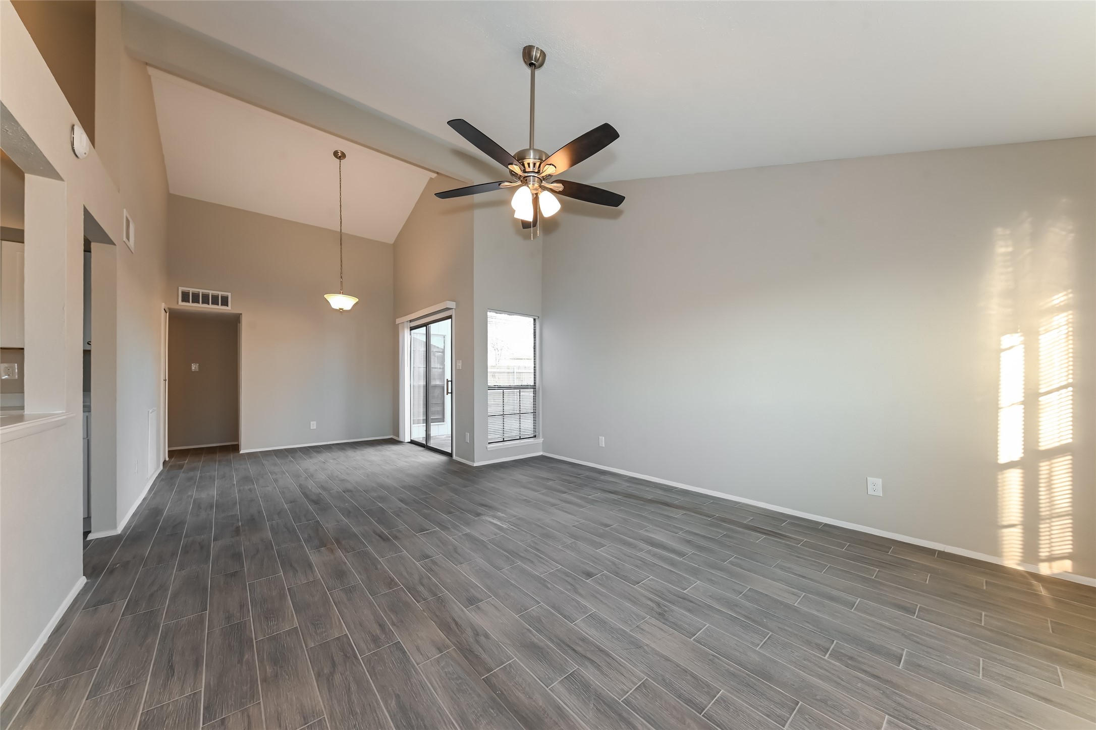 404 Weaver Street , Cedar Hill, TX, 75104 | 20674608 | Realty Texas LLC