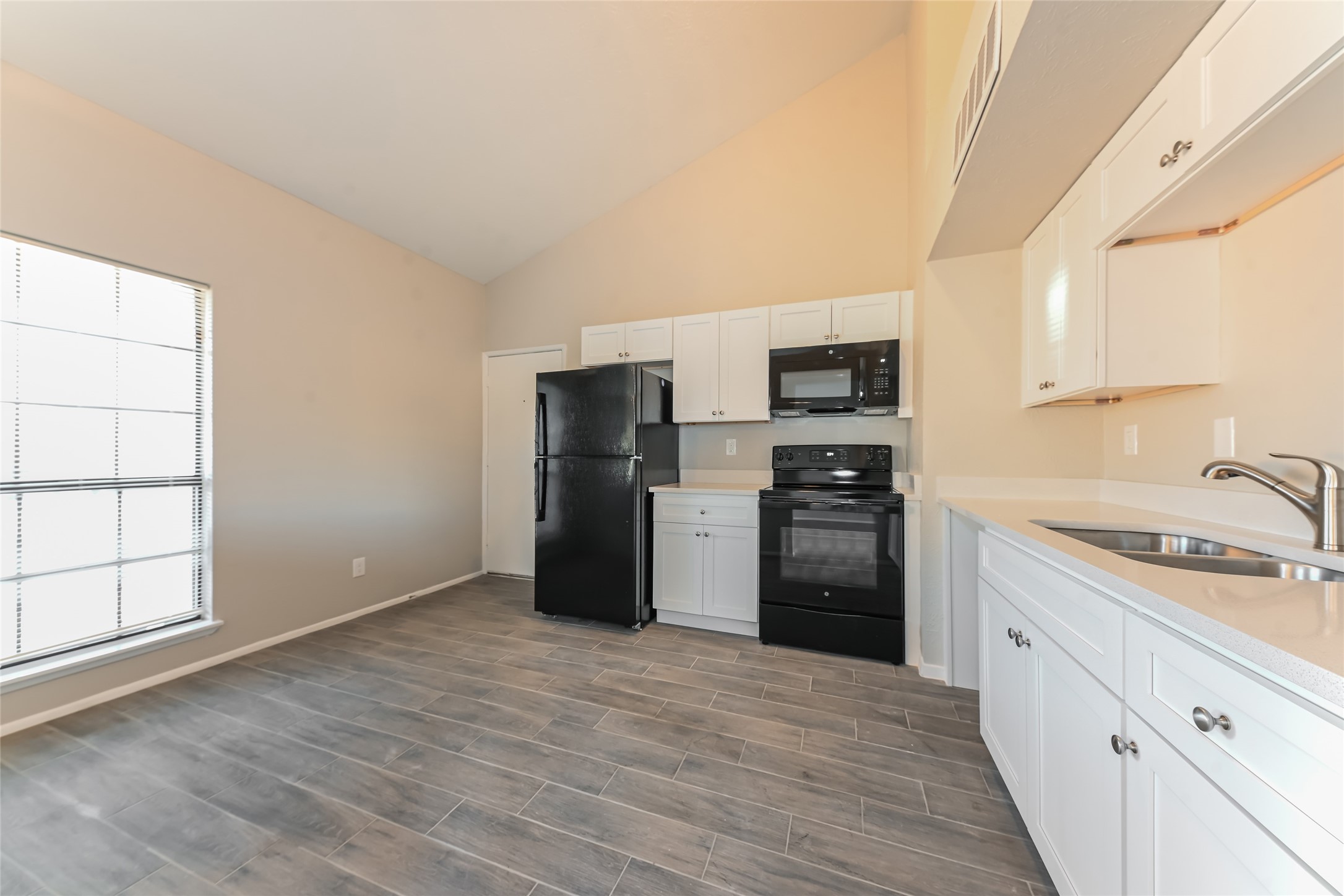 404 Weaver Street , Cedar Hill, TX, 75104 | 20674608 | Realty Texas LLC
