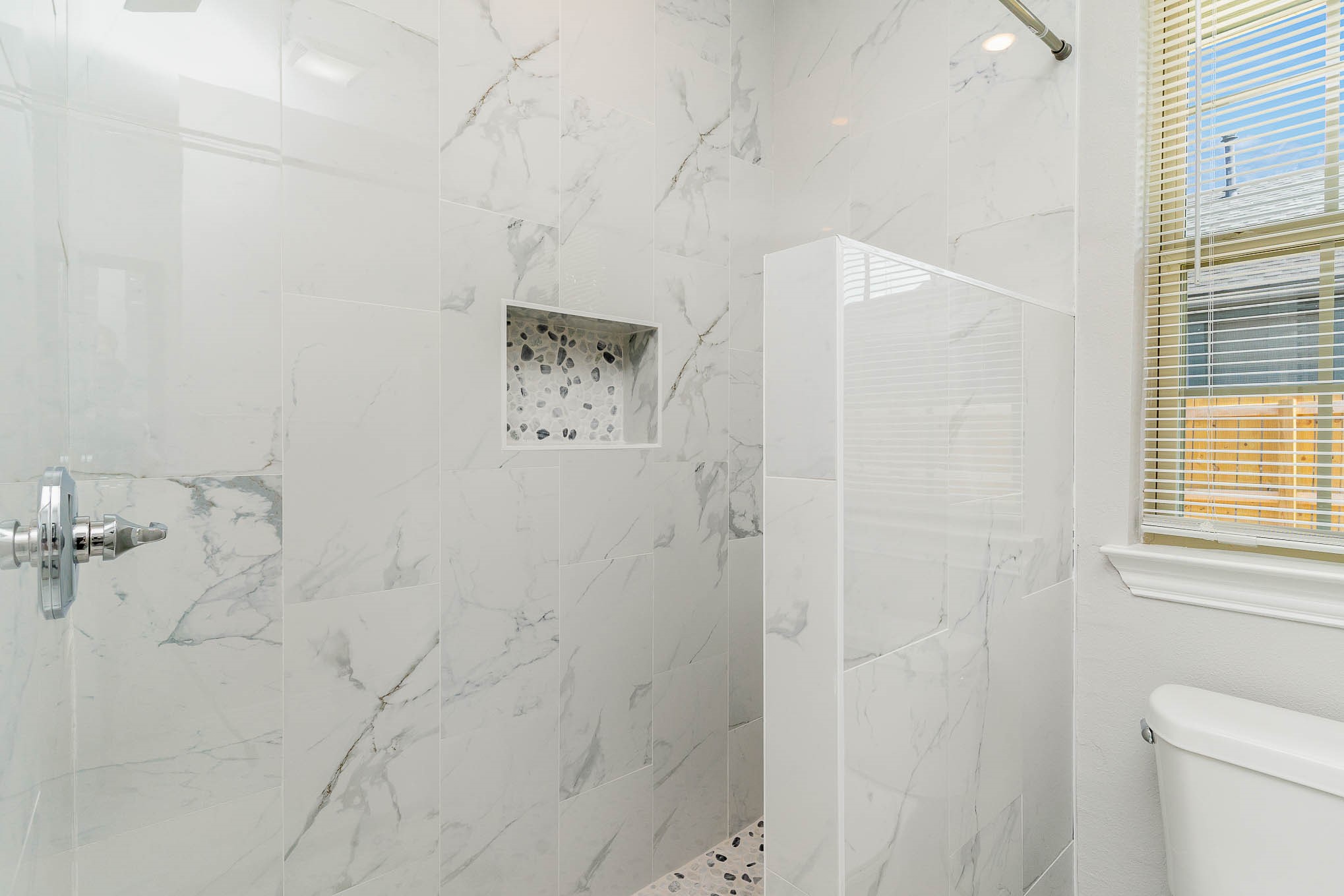 1030 N Bishop Avenue B , Dallas, TX, 75208 | 20674496 | Realty Texas LLC