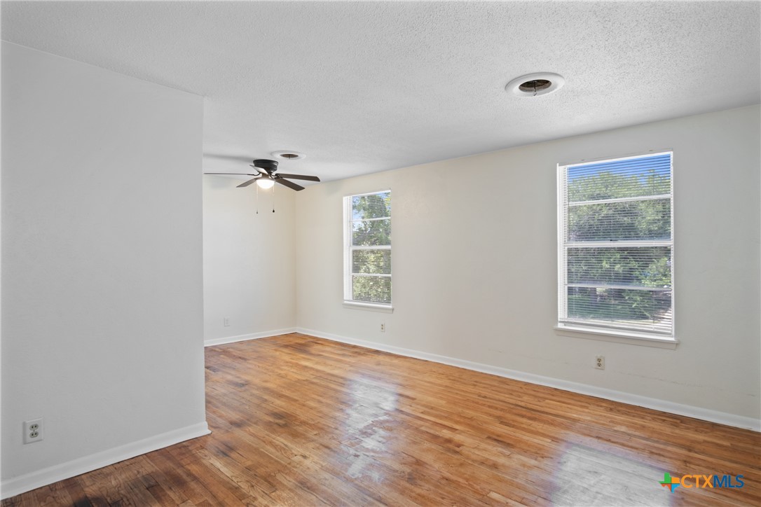 800 Adela Street , Killeen, TX, 76541 | 550661 | Realty Texas LLC