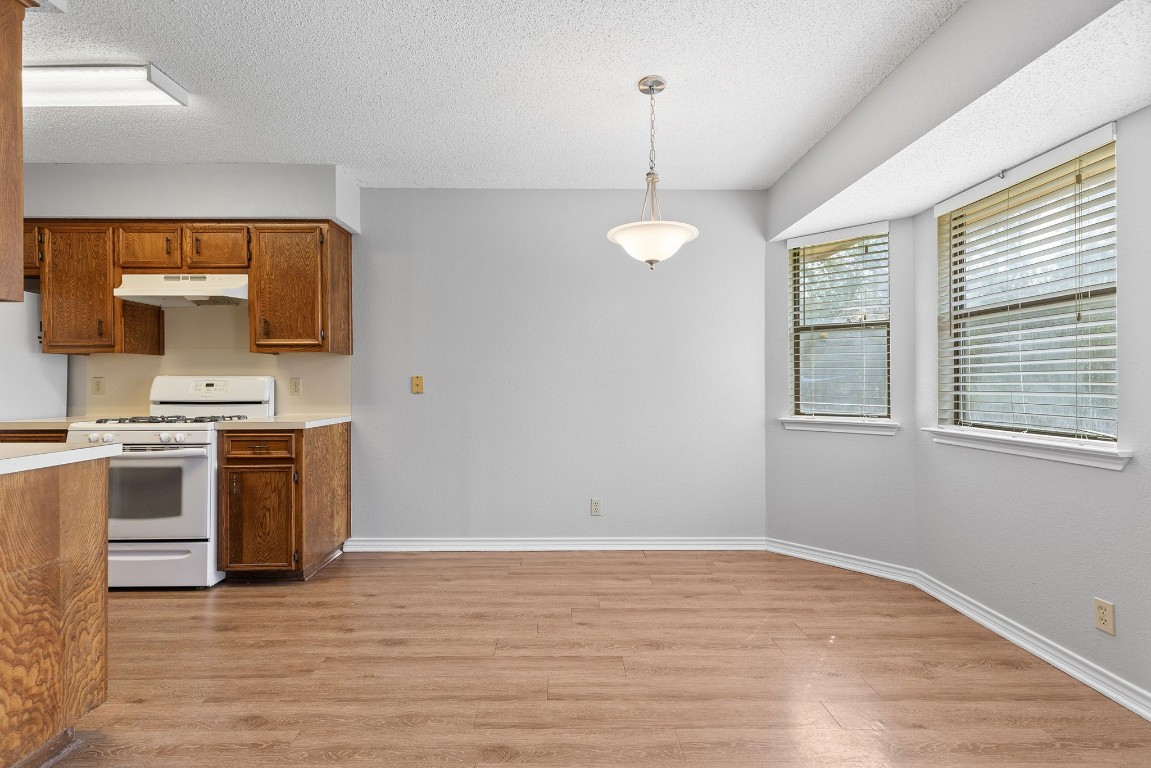 506 Lakeway Drive , Georgetown, TX, 78628 | 2317965 | Realty Texas LLC