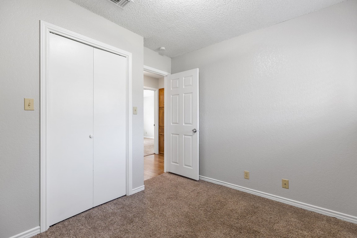 506 Lakeway Drive , Georgetown, TX, 78628 | 2317965 | Realty Texas LLC