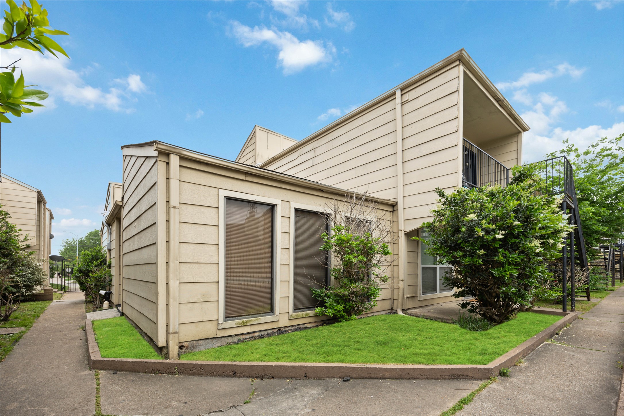 8100 Creekbend Drive 136 , Houston, TX, 77071 | 53552888 | Realty Texas LLC