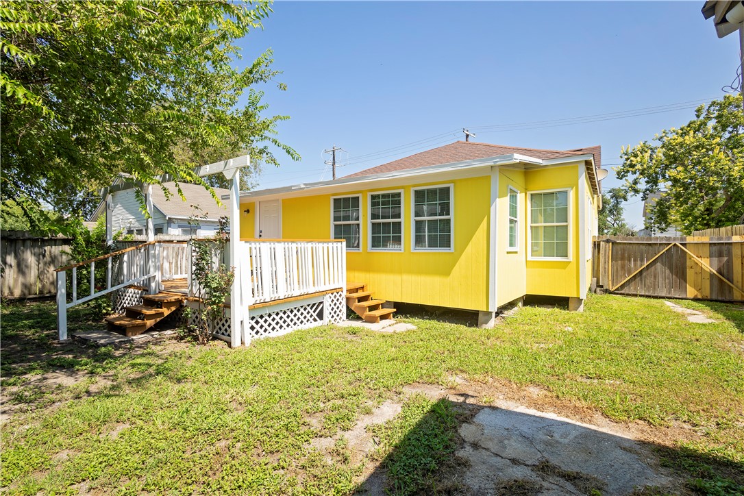 921 Elizabeth Street , Corpus Christi, TX, 78404 | 444500 | Realty Texas LLC