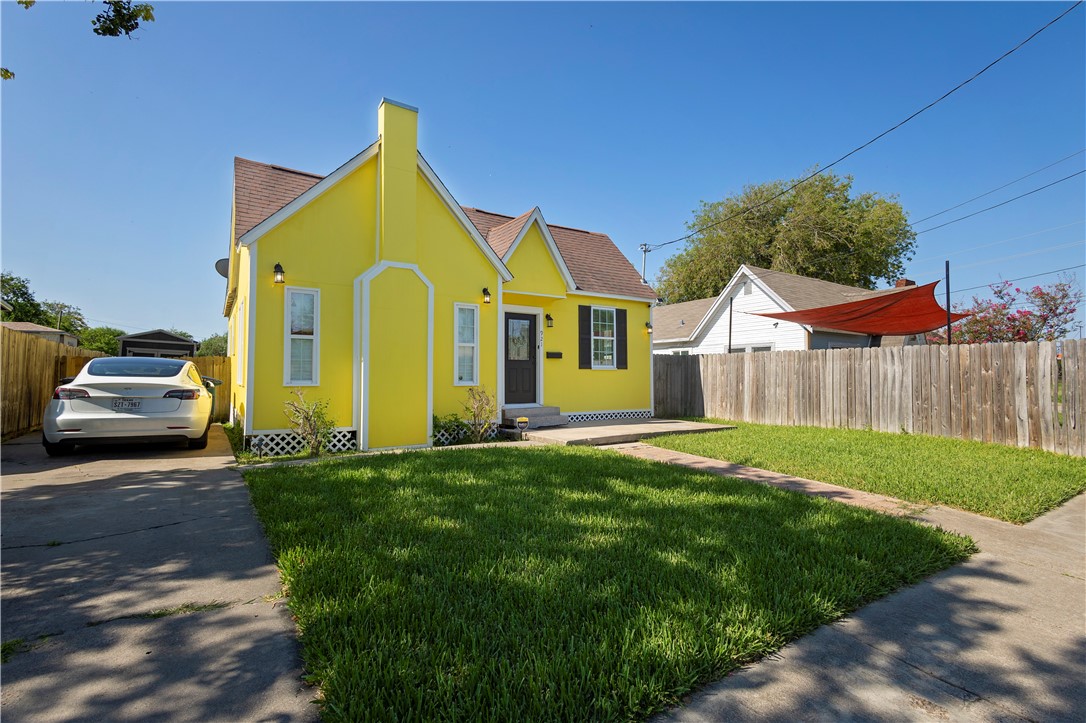 921 Elizabeth Street , Corpus Christi, TX, 78404 | 444500 | Realty Texas LLC
