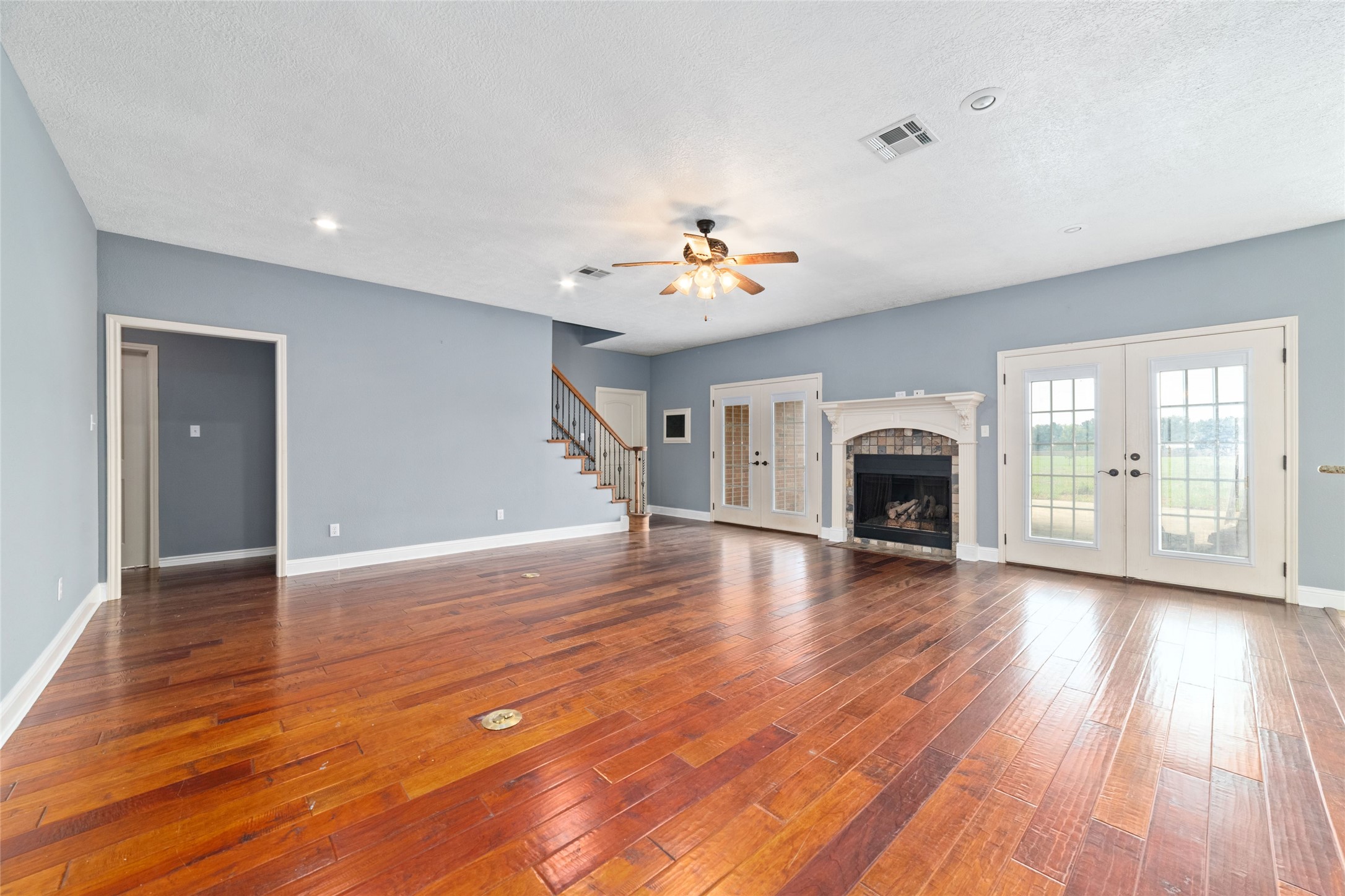 323 County Road 907 , Buna, TX, 77612 | 68231348 | Realty Texas LLC