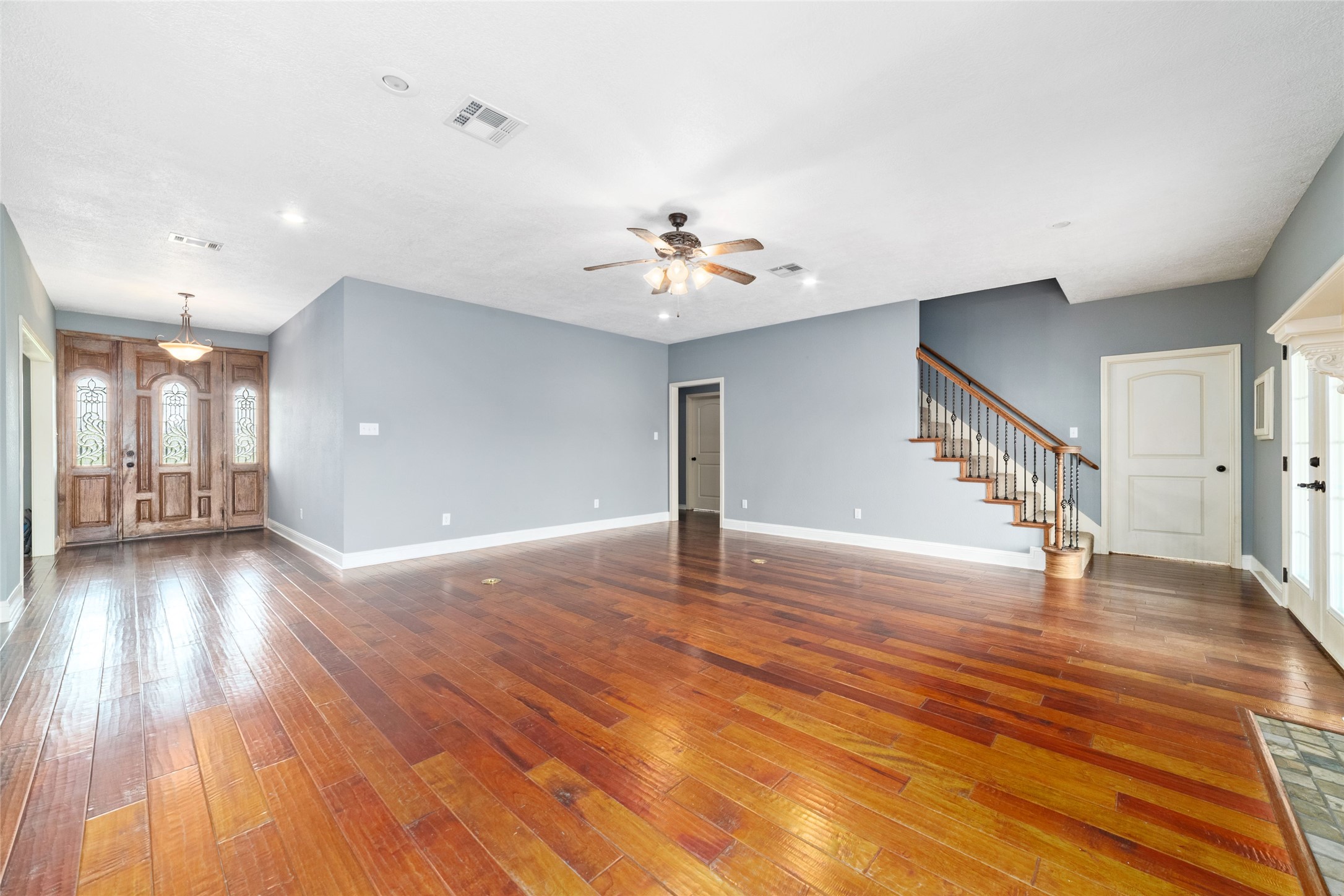 323 County Road 907 , Buna, TX, 77612 | 68231348 | Realty Texas LLC