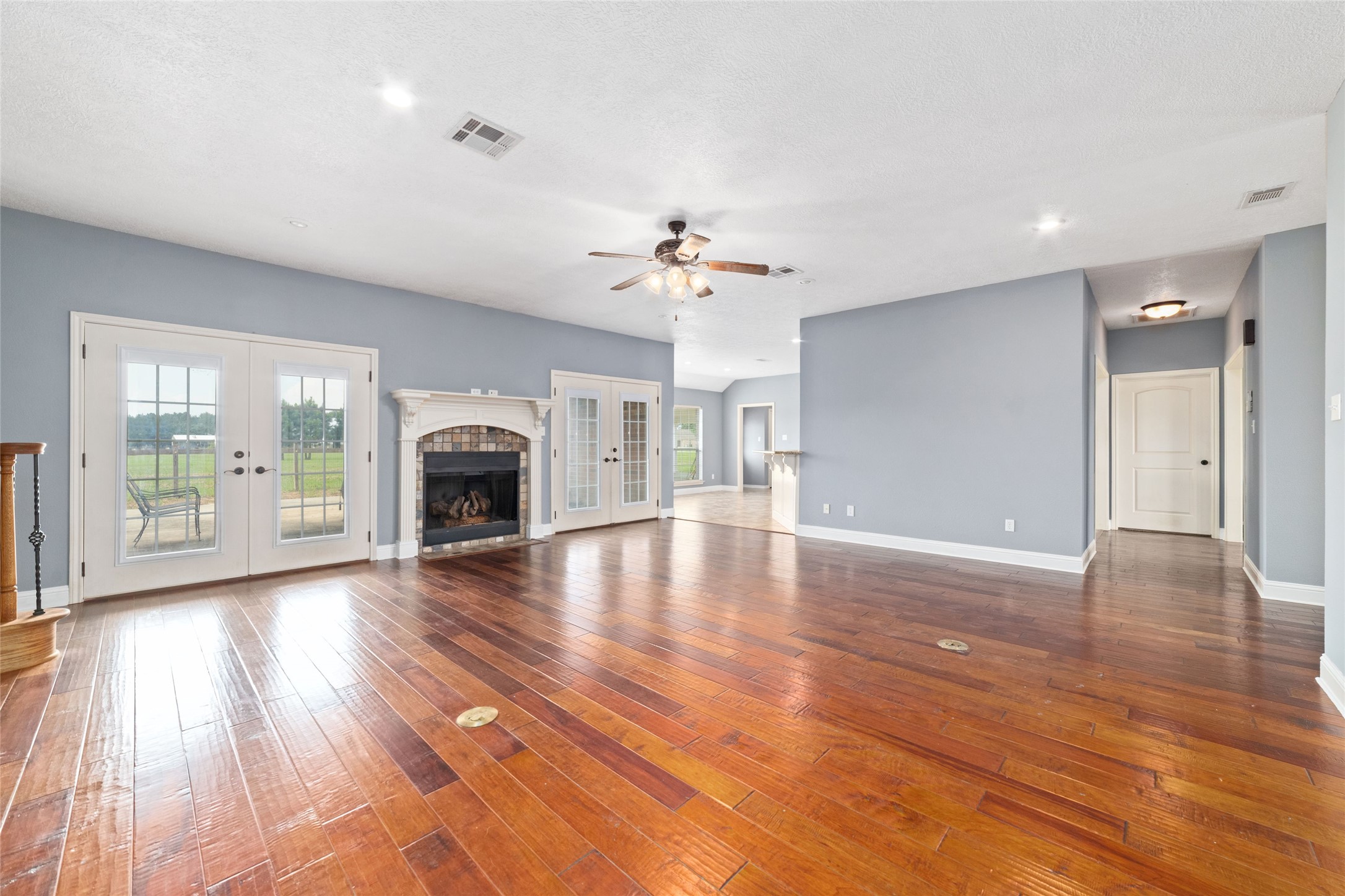 323 County Road 907 , Buna, TX, 77612 | 68231348 | Realty Texas LLC