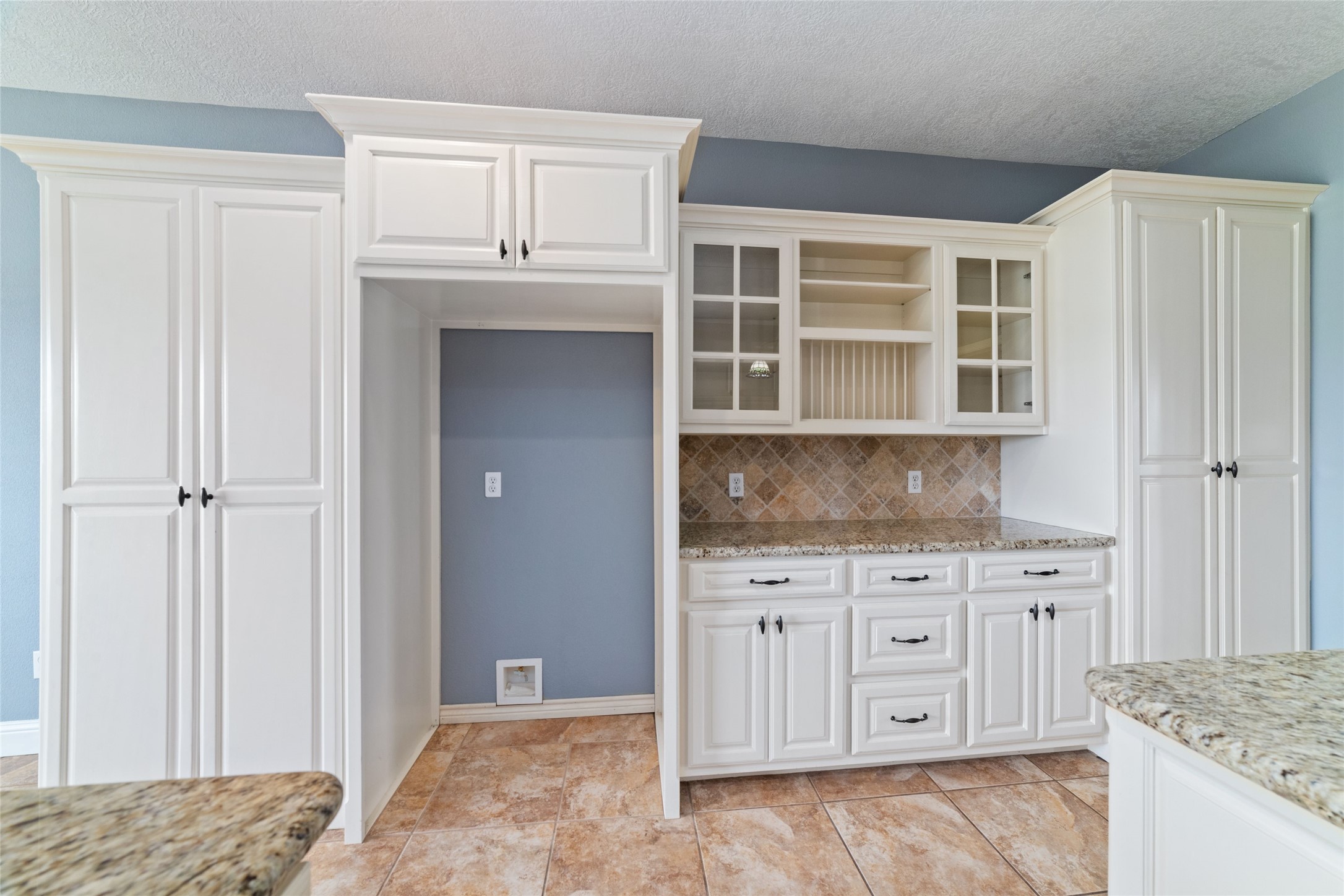 323 County Road 907 , Buna, TX, 77612 | 68231348 | Realty Texas LLC