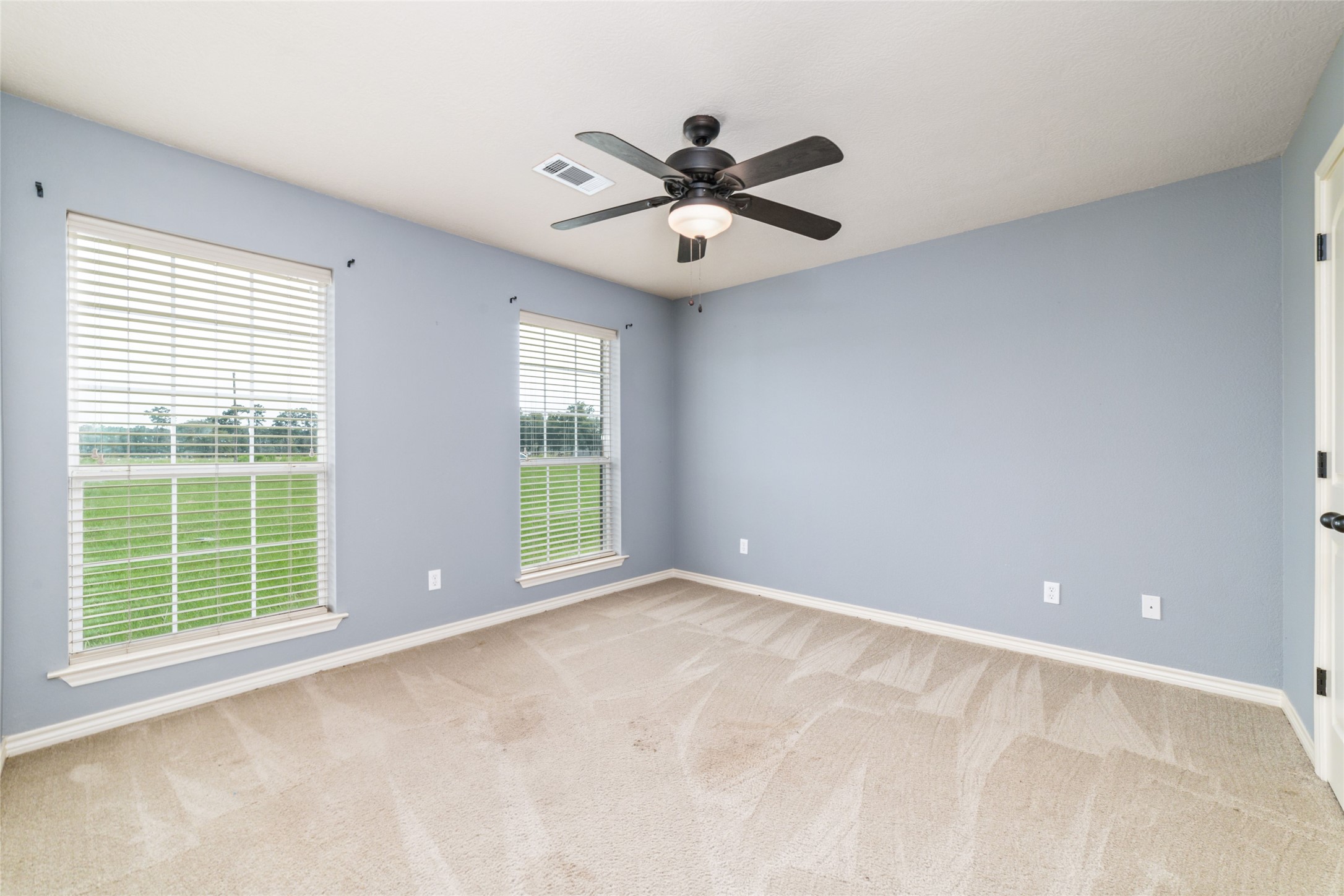323 County Road 907 , Buna, TX, 77612 | 68231348 | Realty Texas LLC