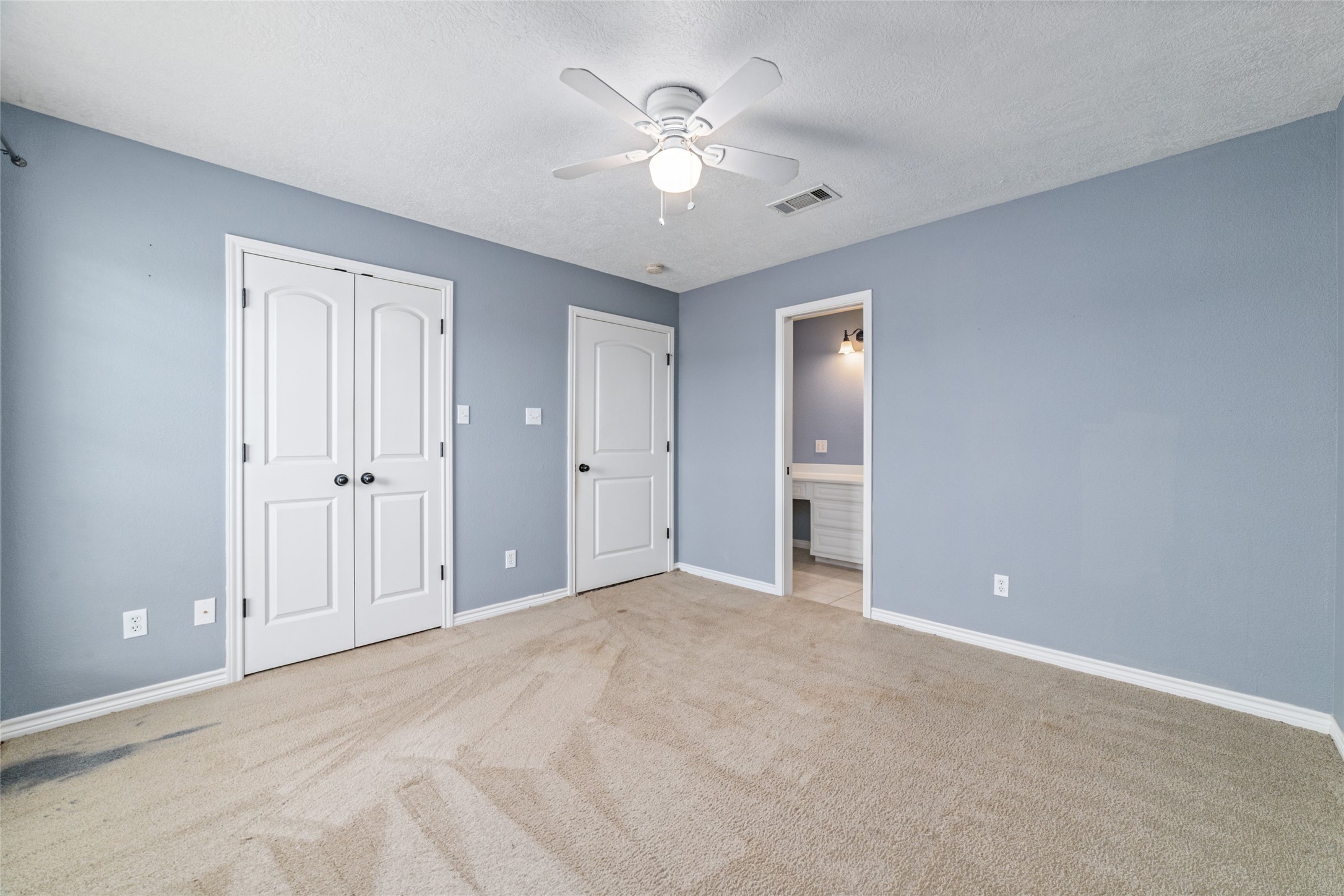 323 County Road 907 , Buna, TX, 77612 | 68231348 | Realty Texas LLC