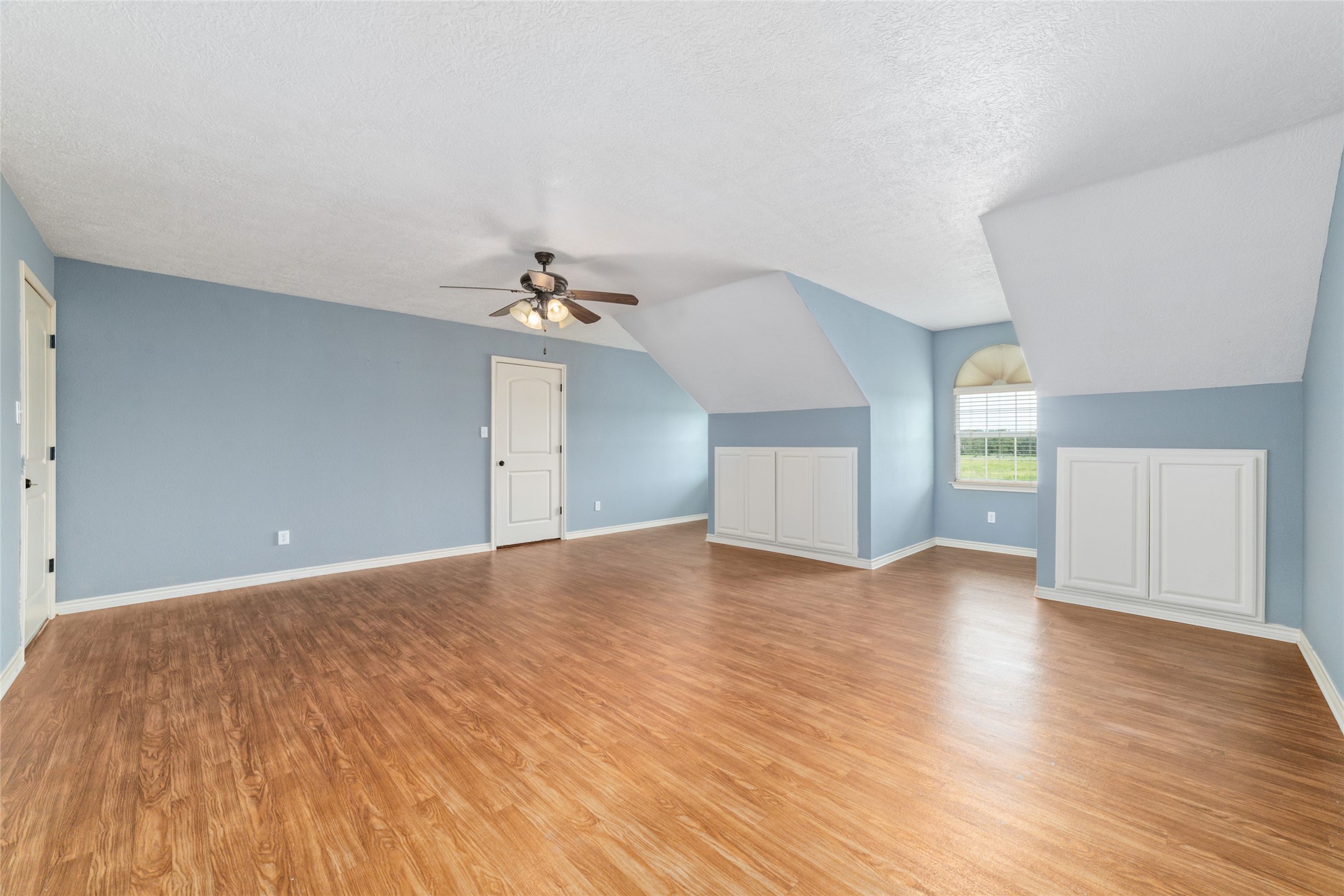 323 County Road 907 , Buna, TX, 77612 | 68231348 | Realty Texas LLC