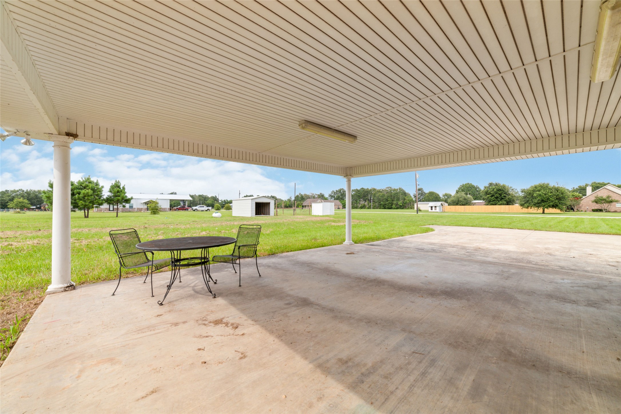 323 County Road 907 , Buna, TX, 77612 | 68231348 | Realty Texas LLC