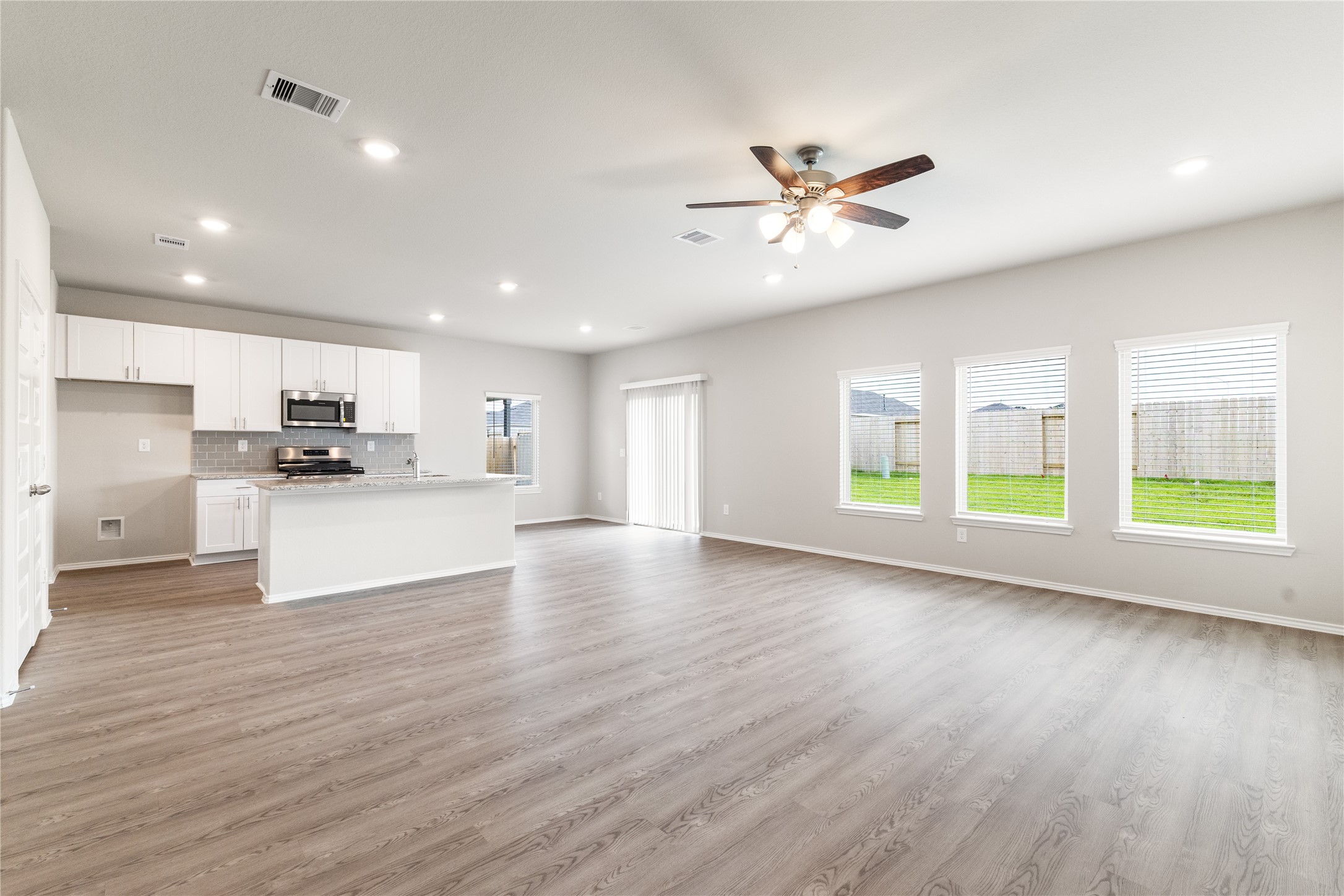 1918 Evening Breeze , Houston, TX, 77073 | 37881832 | Realty Texas LLC