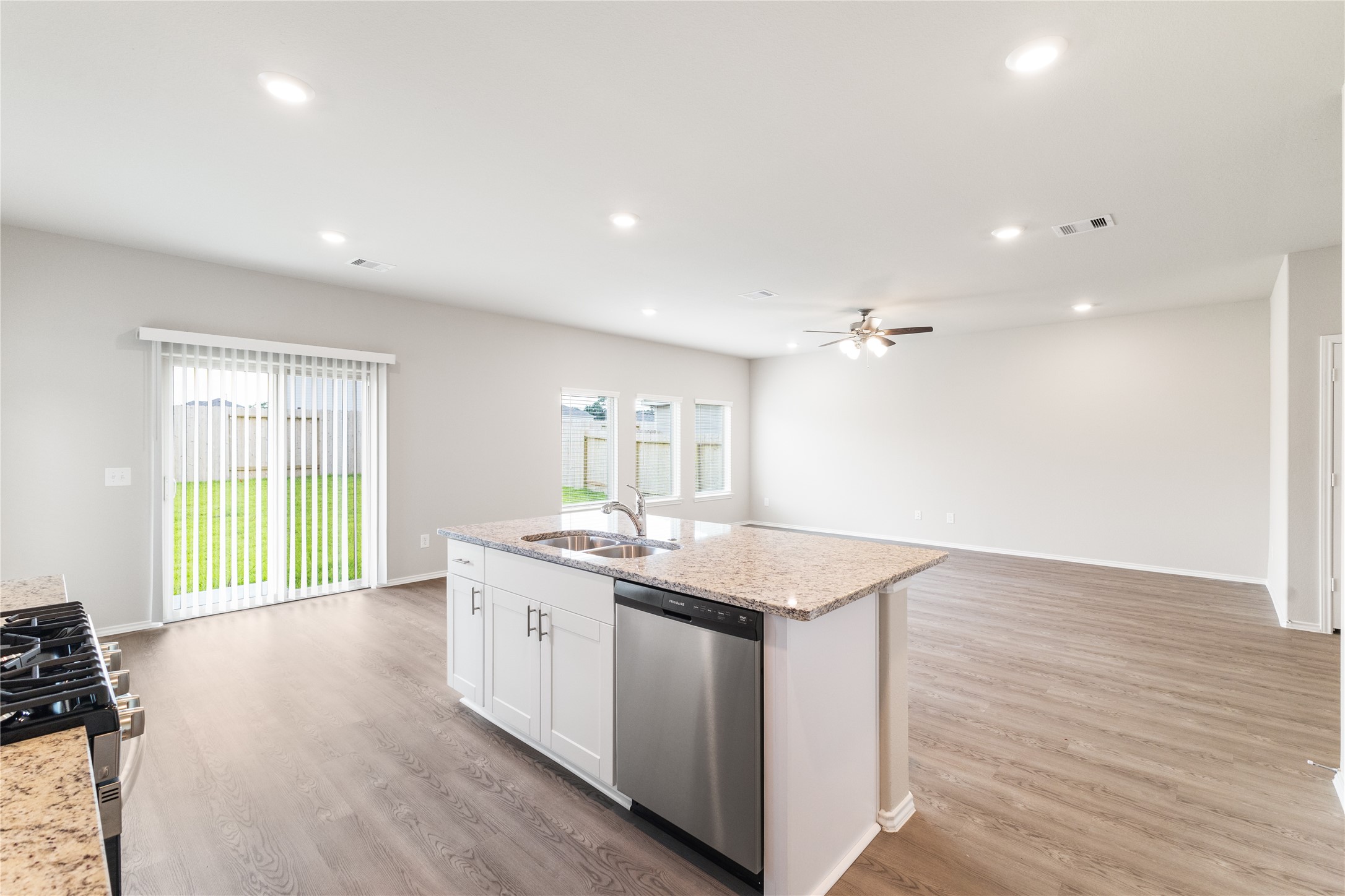 1918 Evening Breeze , Houston, TX, 77073 | 37881832 | Realty Texas LLC
