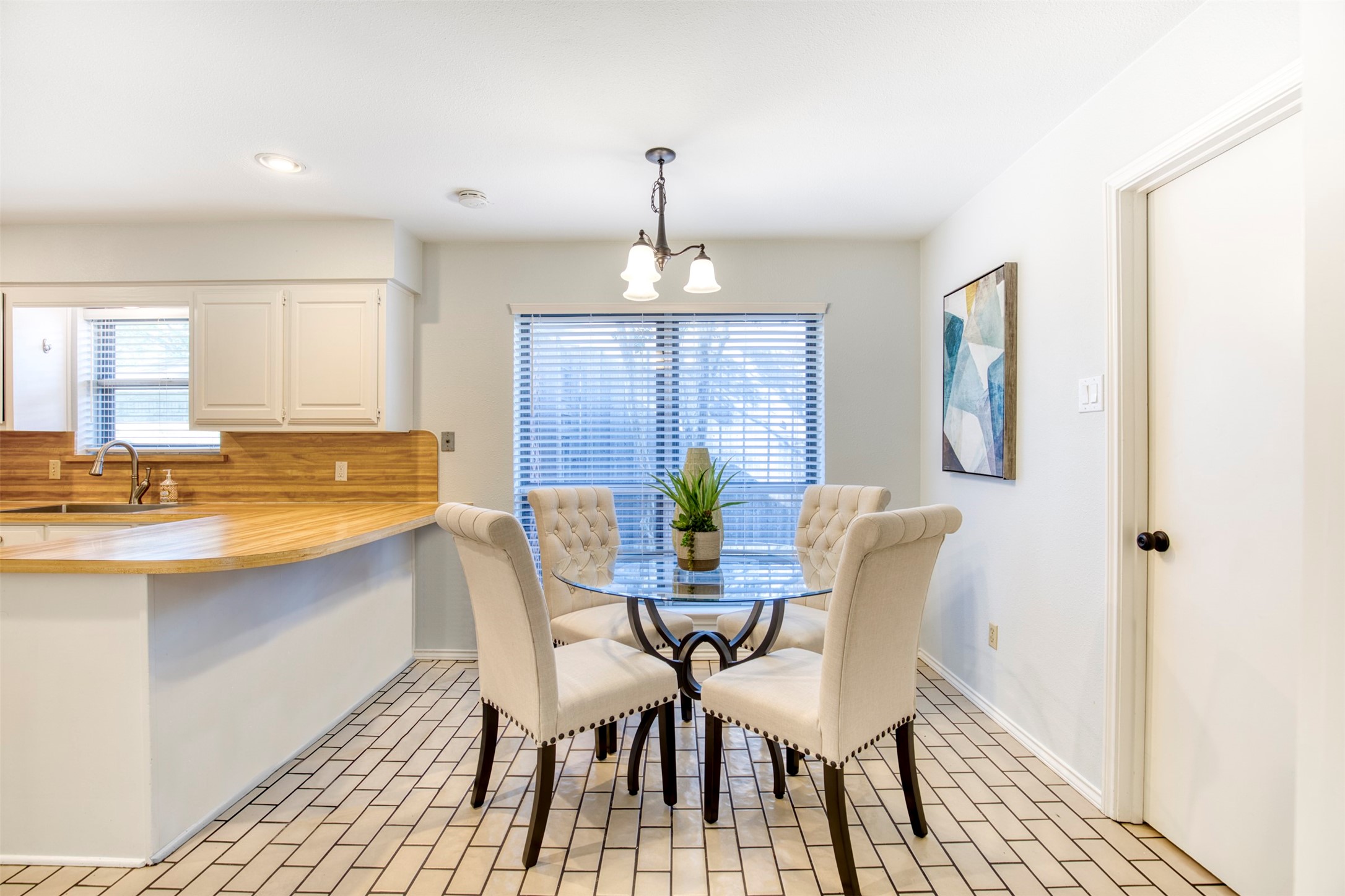 128 N Spring Creek Drive , Richardson, TX, 75081 | 20677503 | Realty Texas LLC