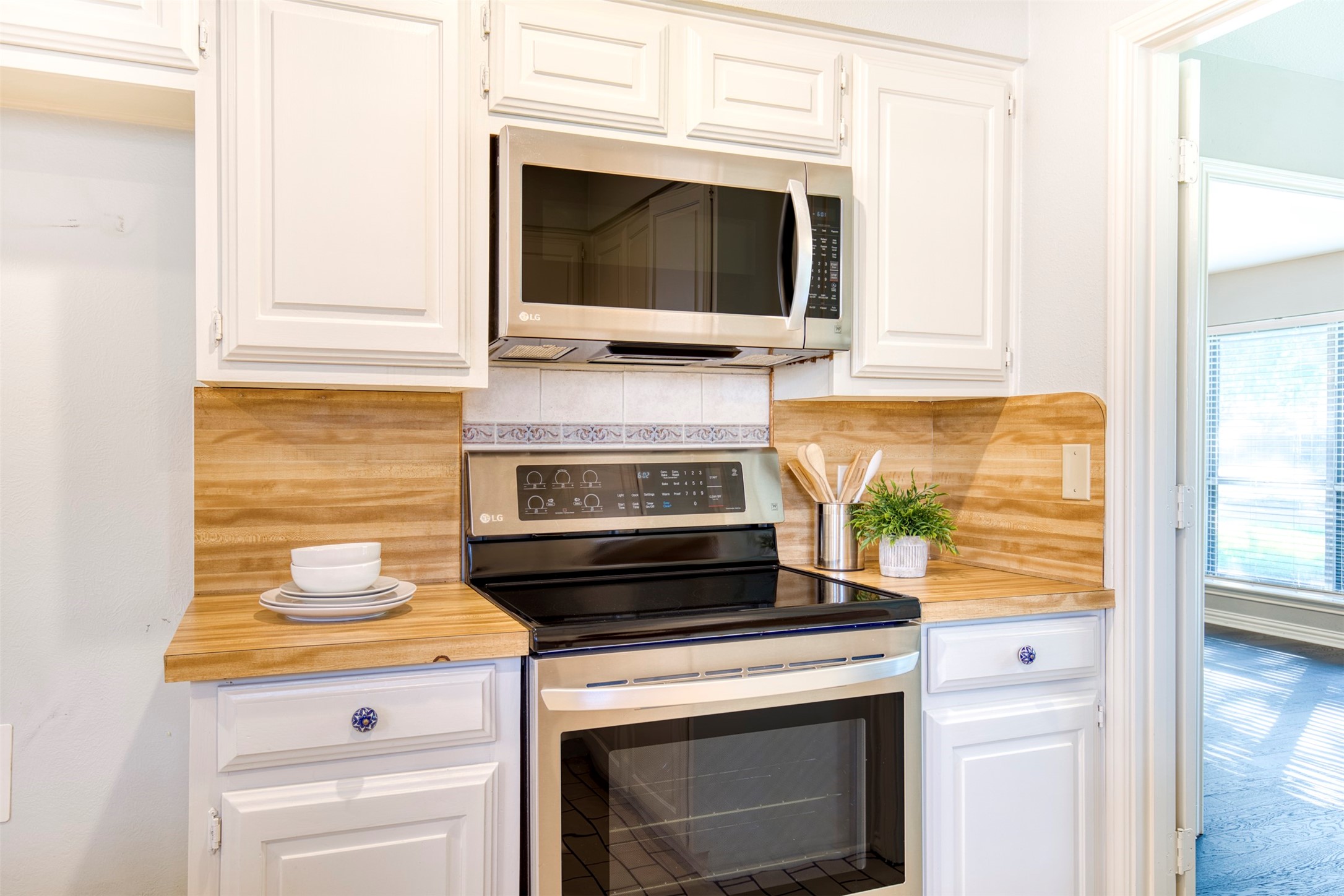 128 N Spring Creek Drive , Richardson, TX, 75081 | 20677503 | Realty Texas LLC