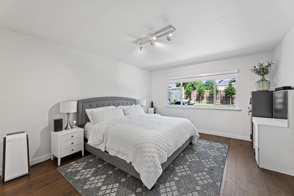 11800 Three Oaks Trail , Austin, TX, 78759 | 3255892 | Realty Texas LLC