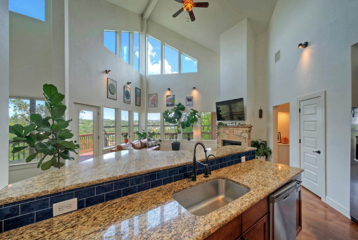 2417 Crazyhorse Pass , Austin, TX, 78734 | 3182363 | Realty Texas LLC