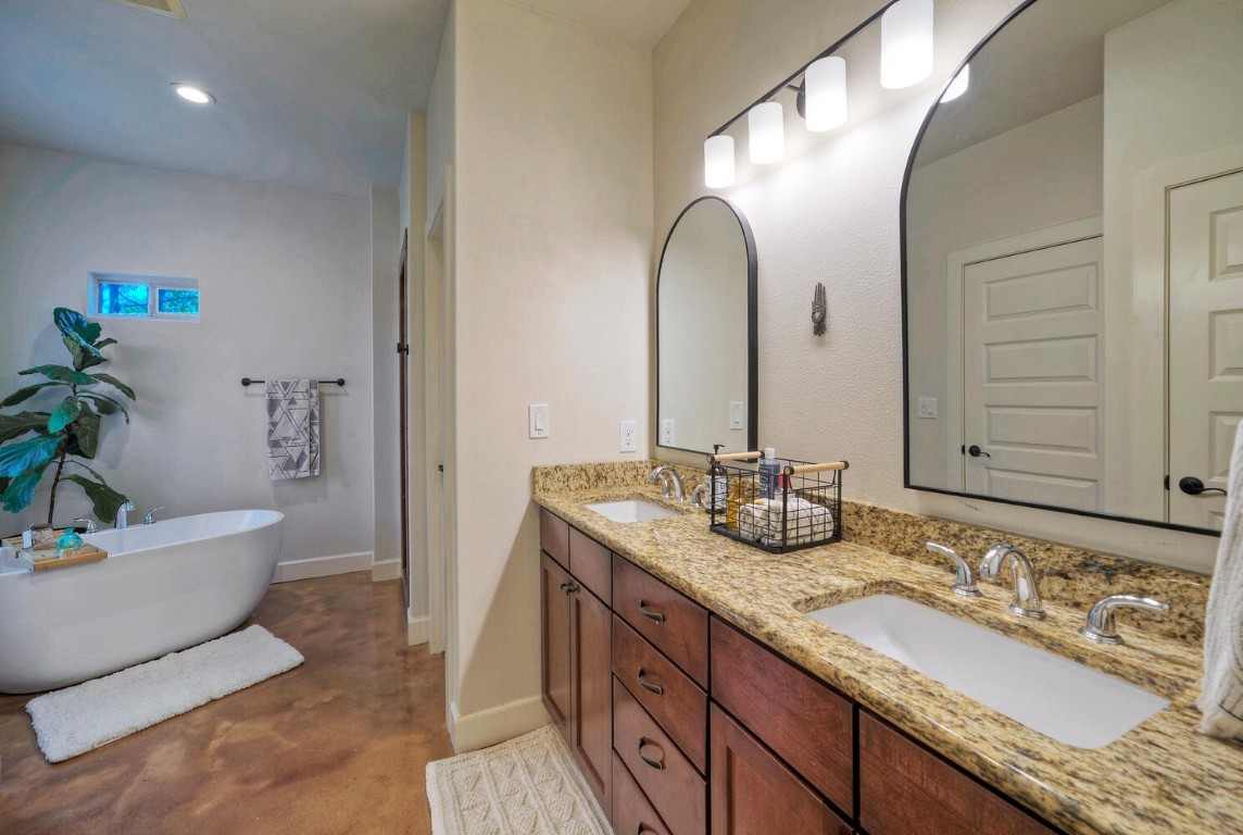 2417 Crazyhorse Pass , Austin, TX, 78734 | 3182363 | Realty Texas LLC