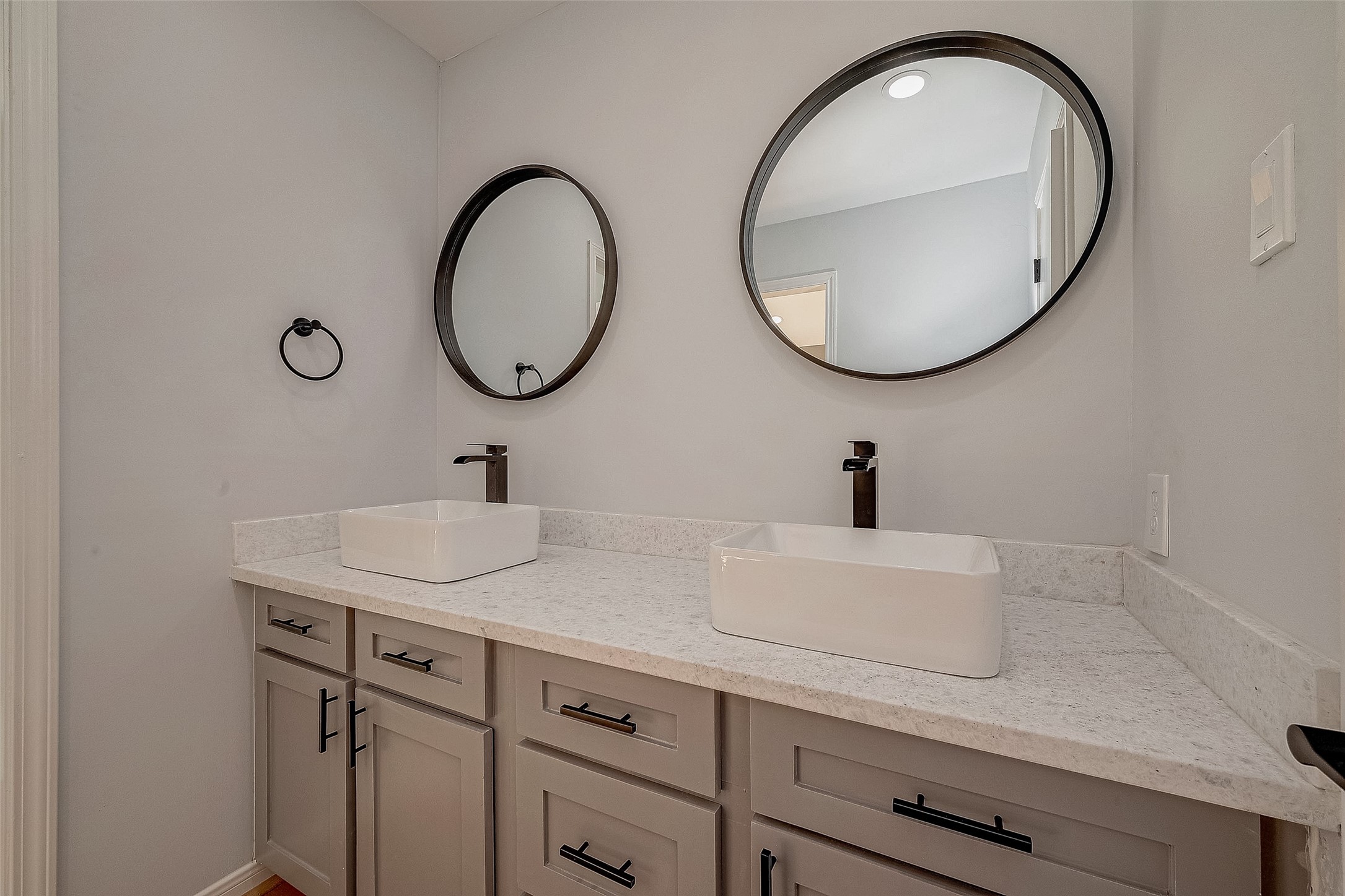 7715 Bankside Drive , Houston, TX, 77071 | 8386722 | Realty Texas LLC