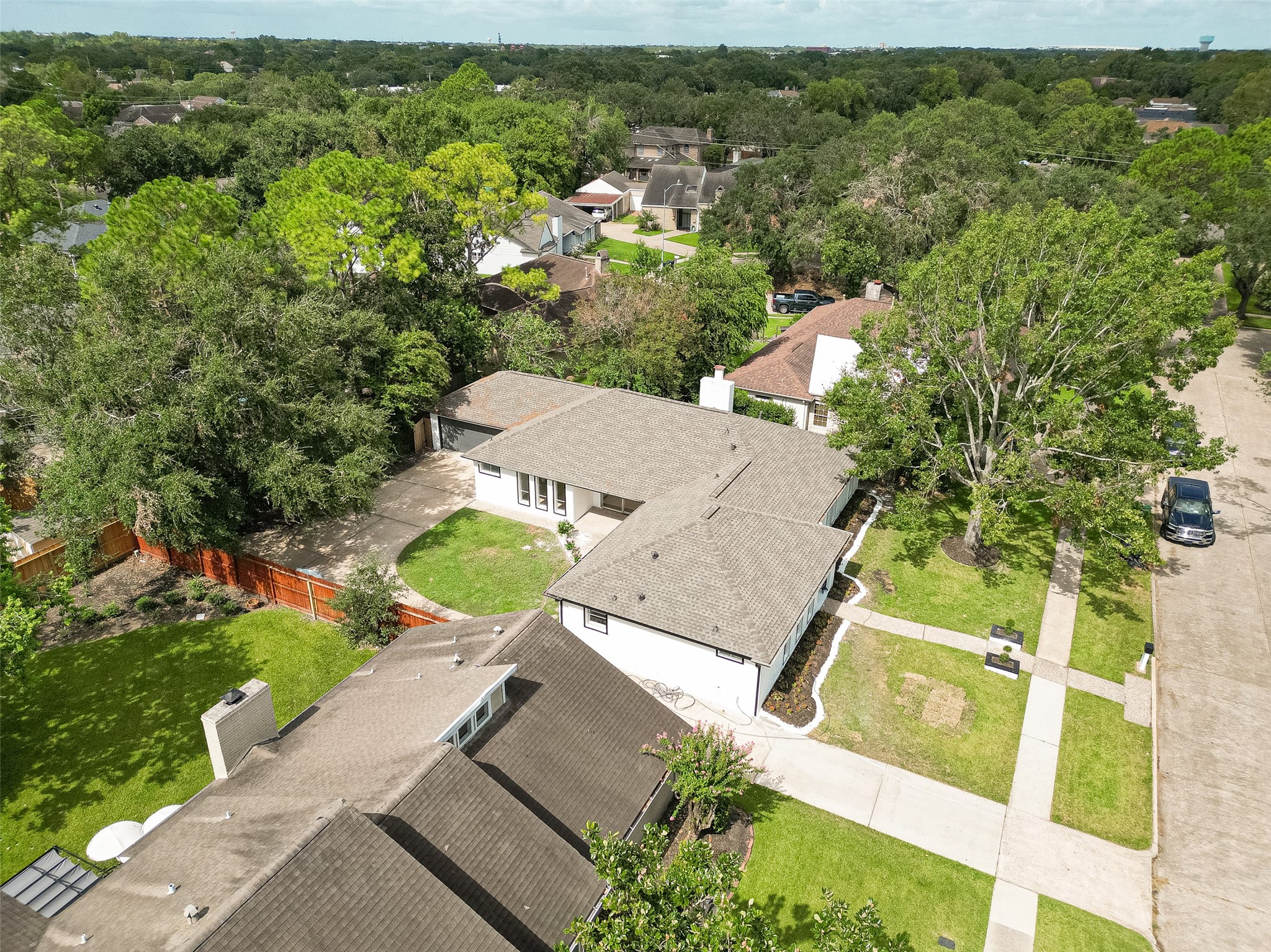 7715 Bankside Drive , Houston, TX, 77071 | 8386722 | Realty Texas LLC