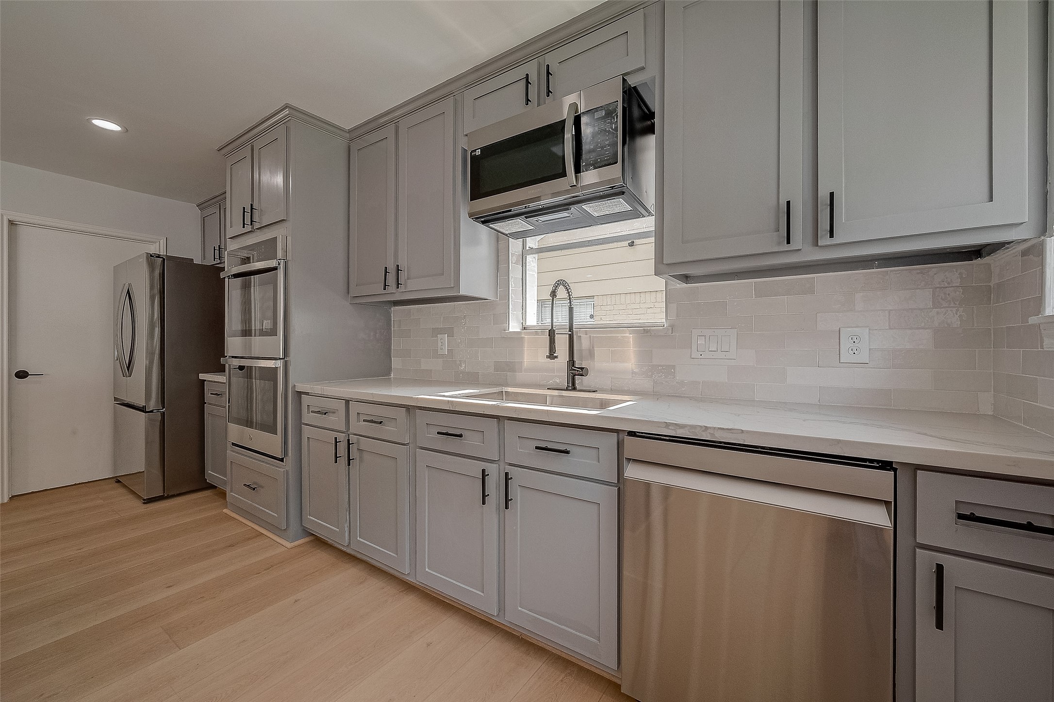 7715 Bankside Drive , Houston, TX, 77071 | 8386722 | Realty Texas LLC