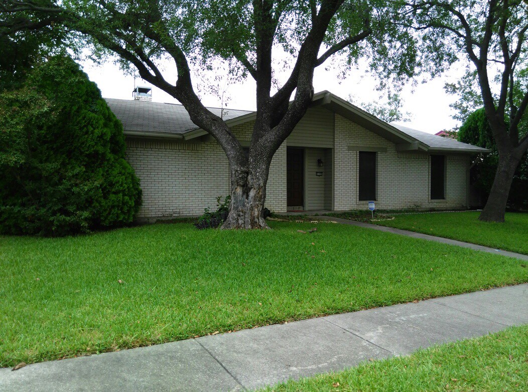 2145 Village Crest Drive , Garland, TX, 75044 | 20680176 | Realty Texas LLC