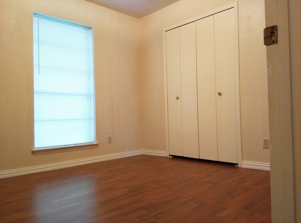 2145 Village Crest Drive , Garland, TX, 75044 | 20680176 | Realty Texas LLC