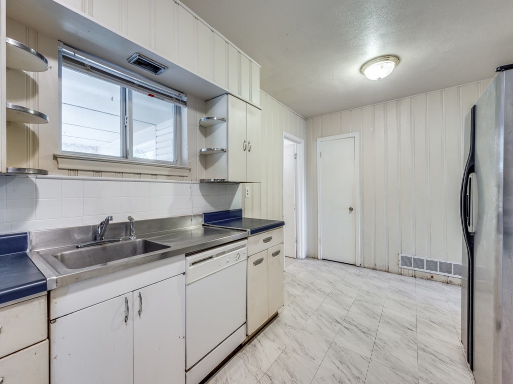 2512 Roger Williams Drive , Irving, TX, 75061 | 20676483 | Realty Texas LLC