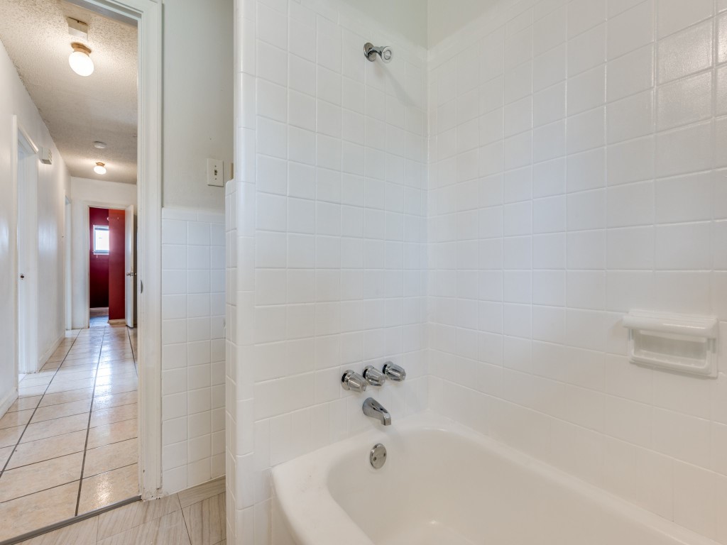 2512 Roger Williams Drive , Irving, TX, 75061 | 20676483 | Realty Texas LLC