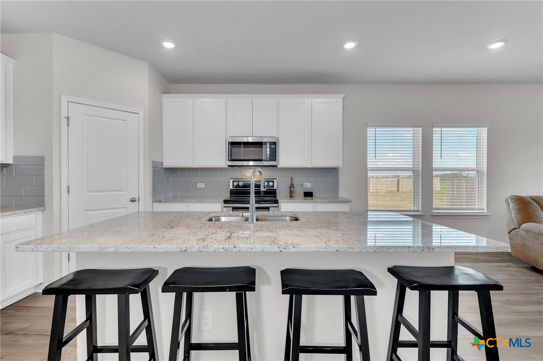 212 Panico Road , Hutto, TX, 78634 | 551451 | Realty Texas LLC
