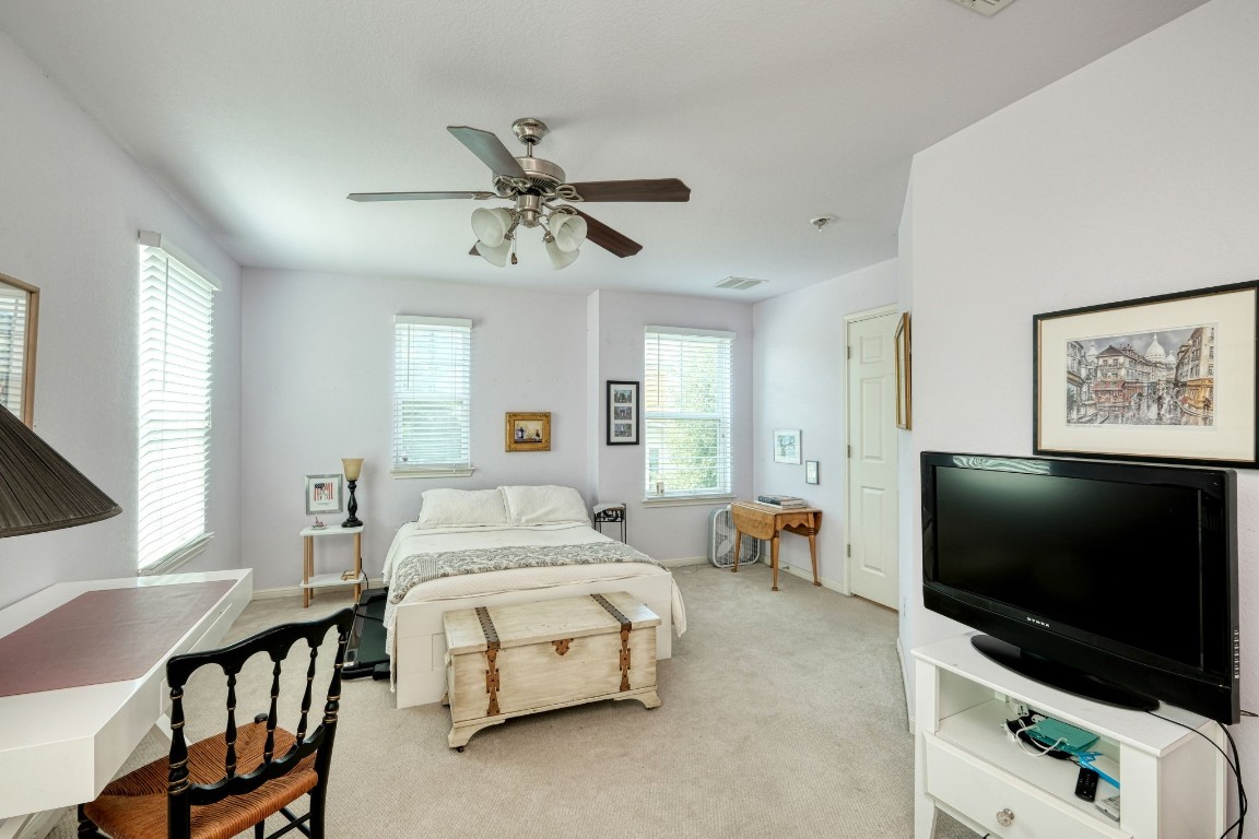 1916 Tramson Drive , Austin, TX, 78741 | 7798645 | Realty Texas LLC