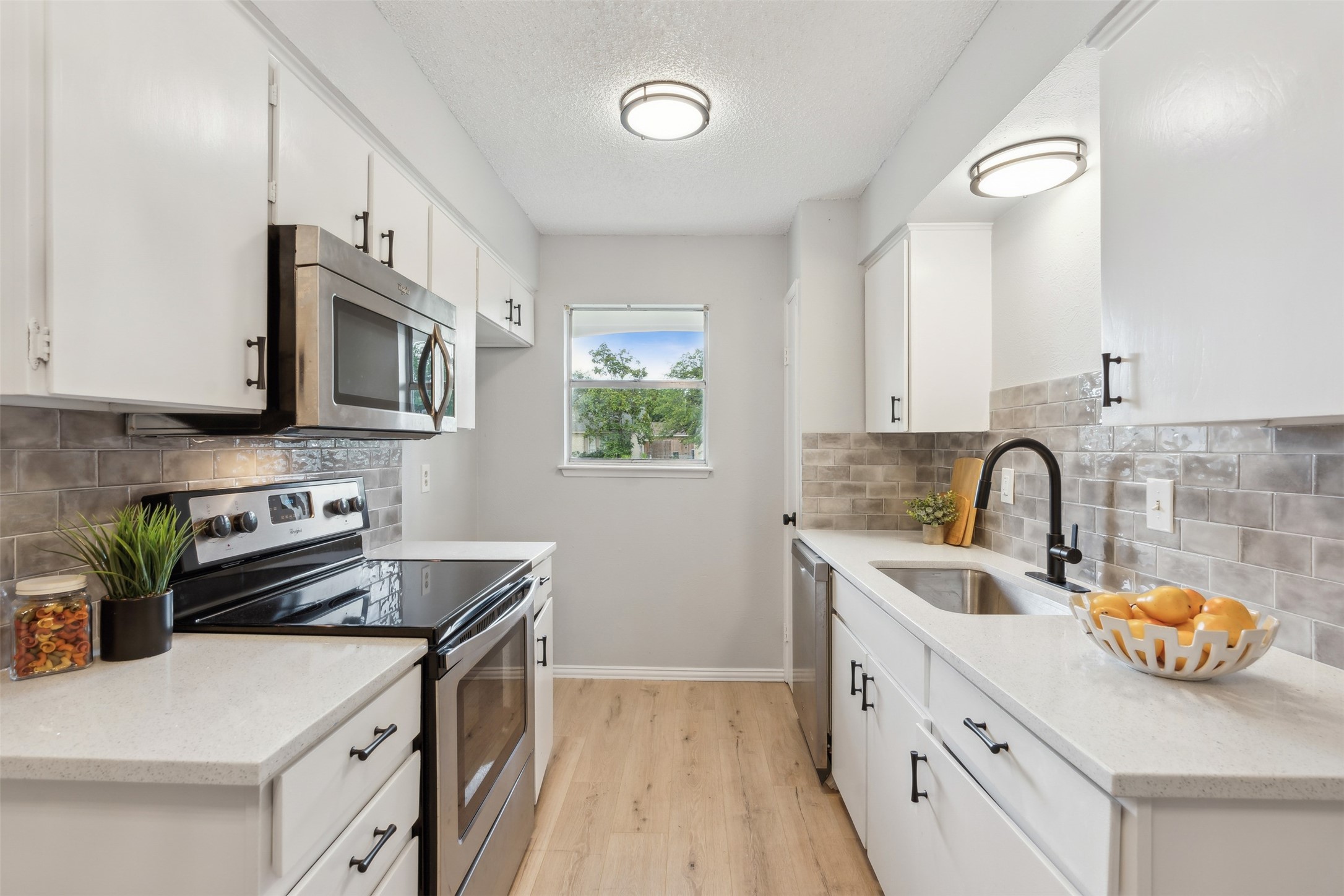 1018 Pleasant Valley Road , Garland, TX, 75040 | 20680096 | Realty Texas LLC