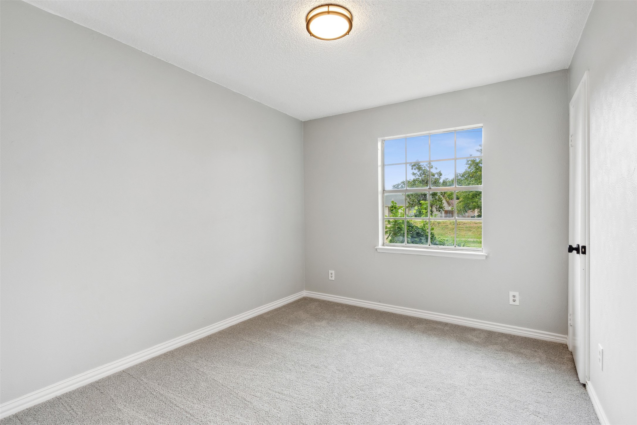 1018 Pleasant Valley Road , Garland, TX, 75040 | 20680096 | Realty Texas LLC